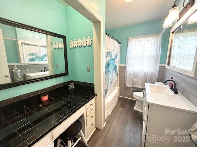 607 6th Street Court NW