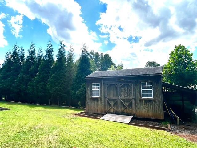 607 6th Street Court NW