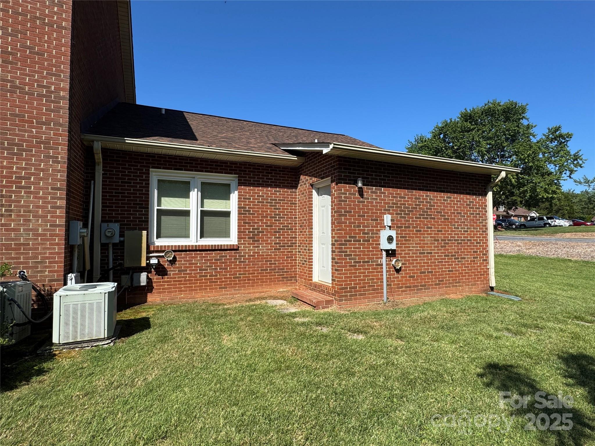 102 Brandywine Drive NE Unit: F1