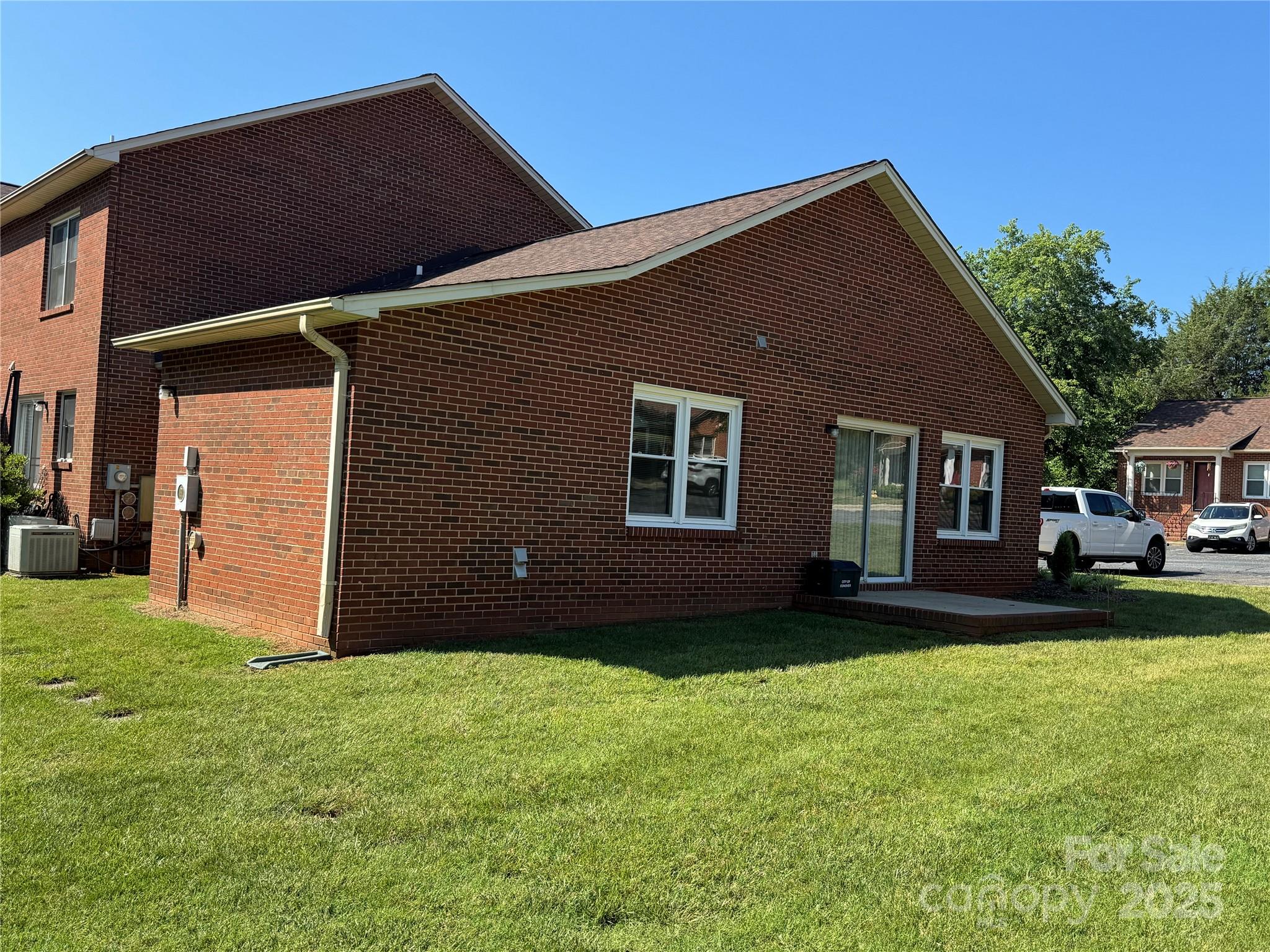 102 Brandywine Drive NE Unit: F1