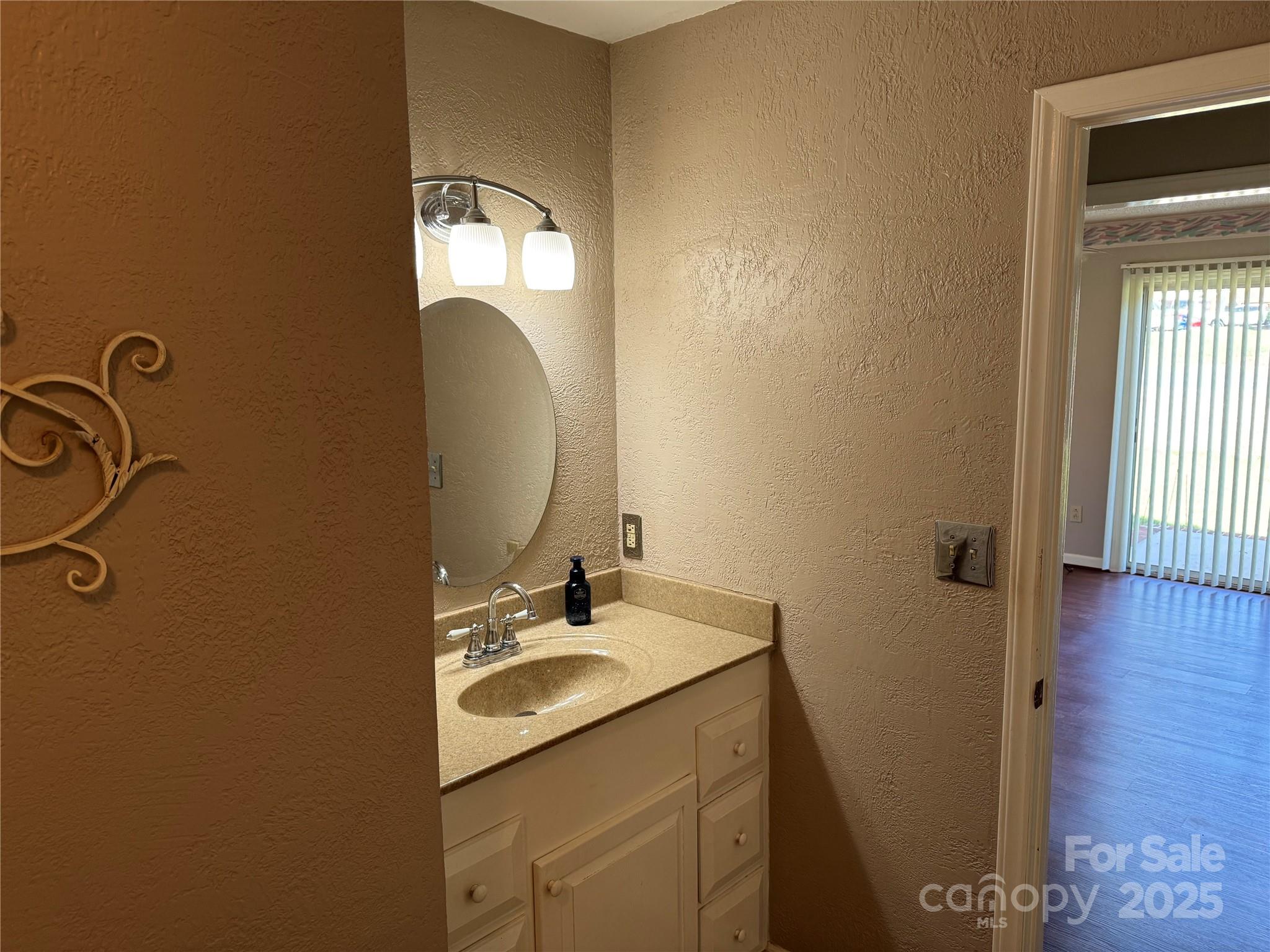 102 Brandywine Drive NE Unit: F1