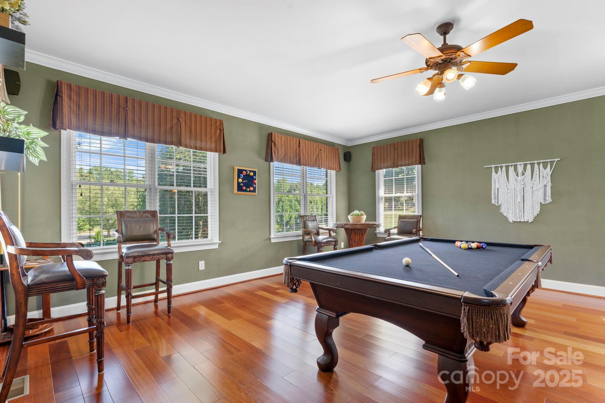 2774 Palmer Drive NE