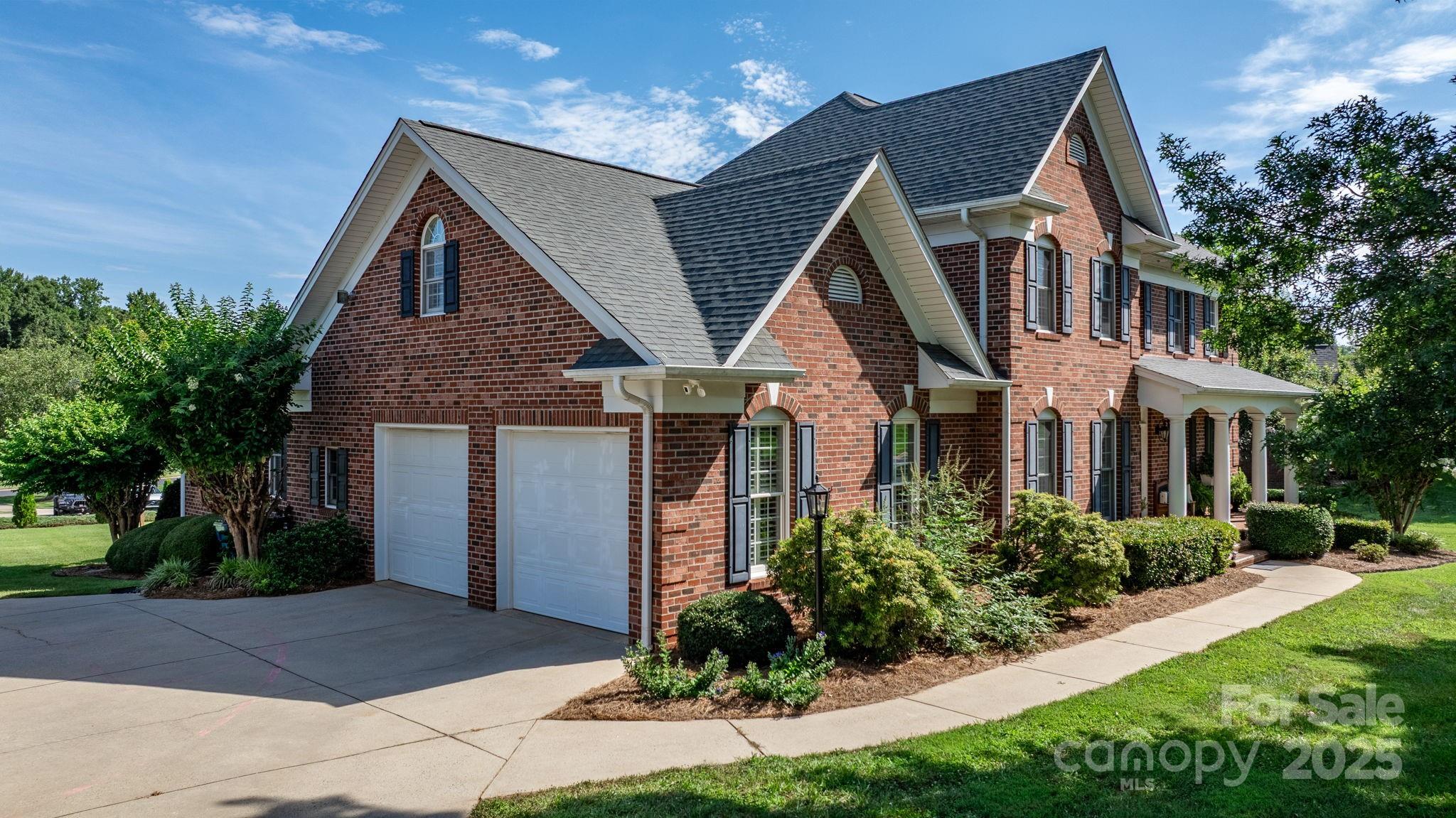 2774 Palmer Drive NE