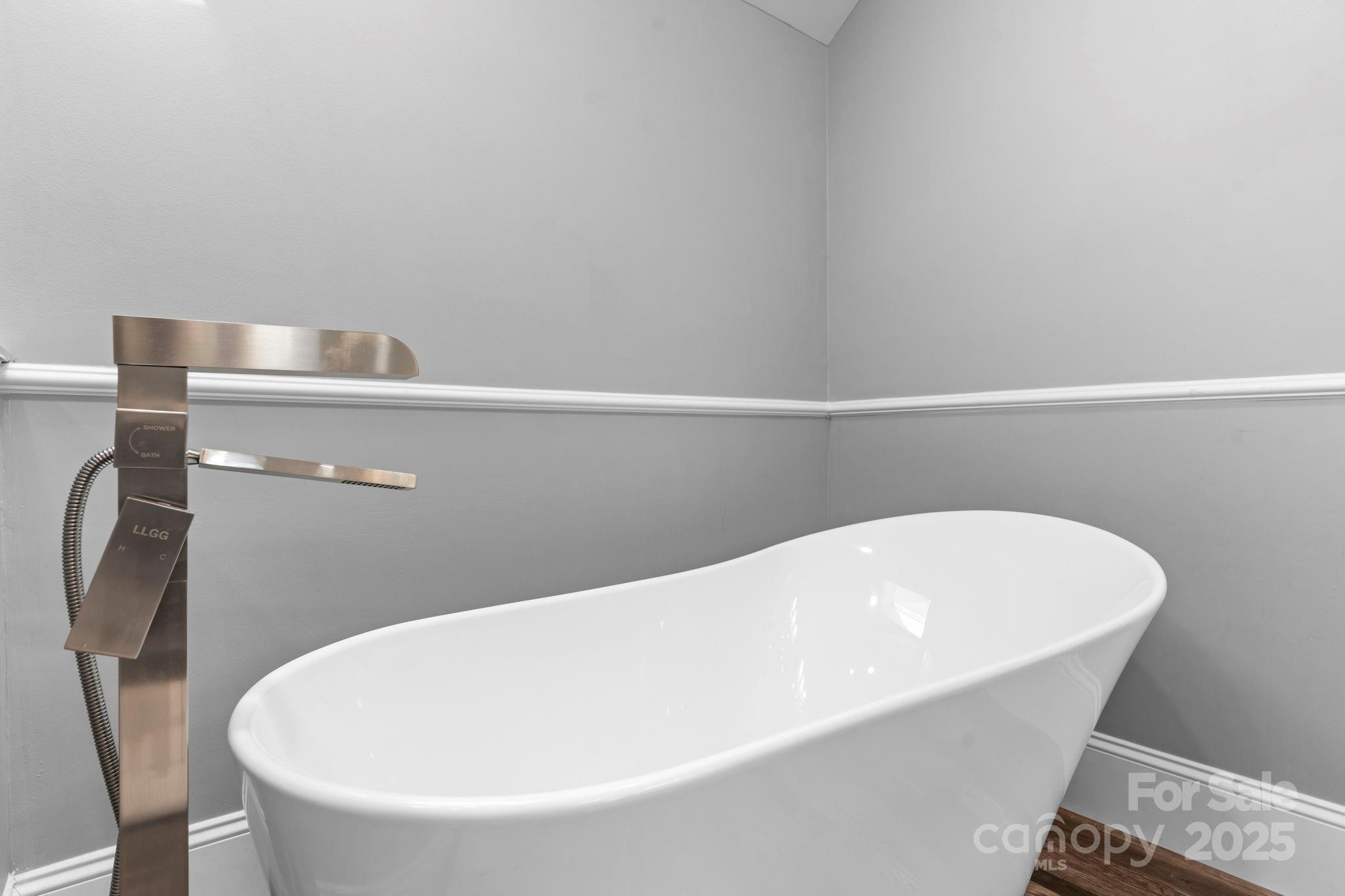 2774 Palmer Drive NE