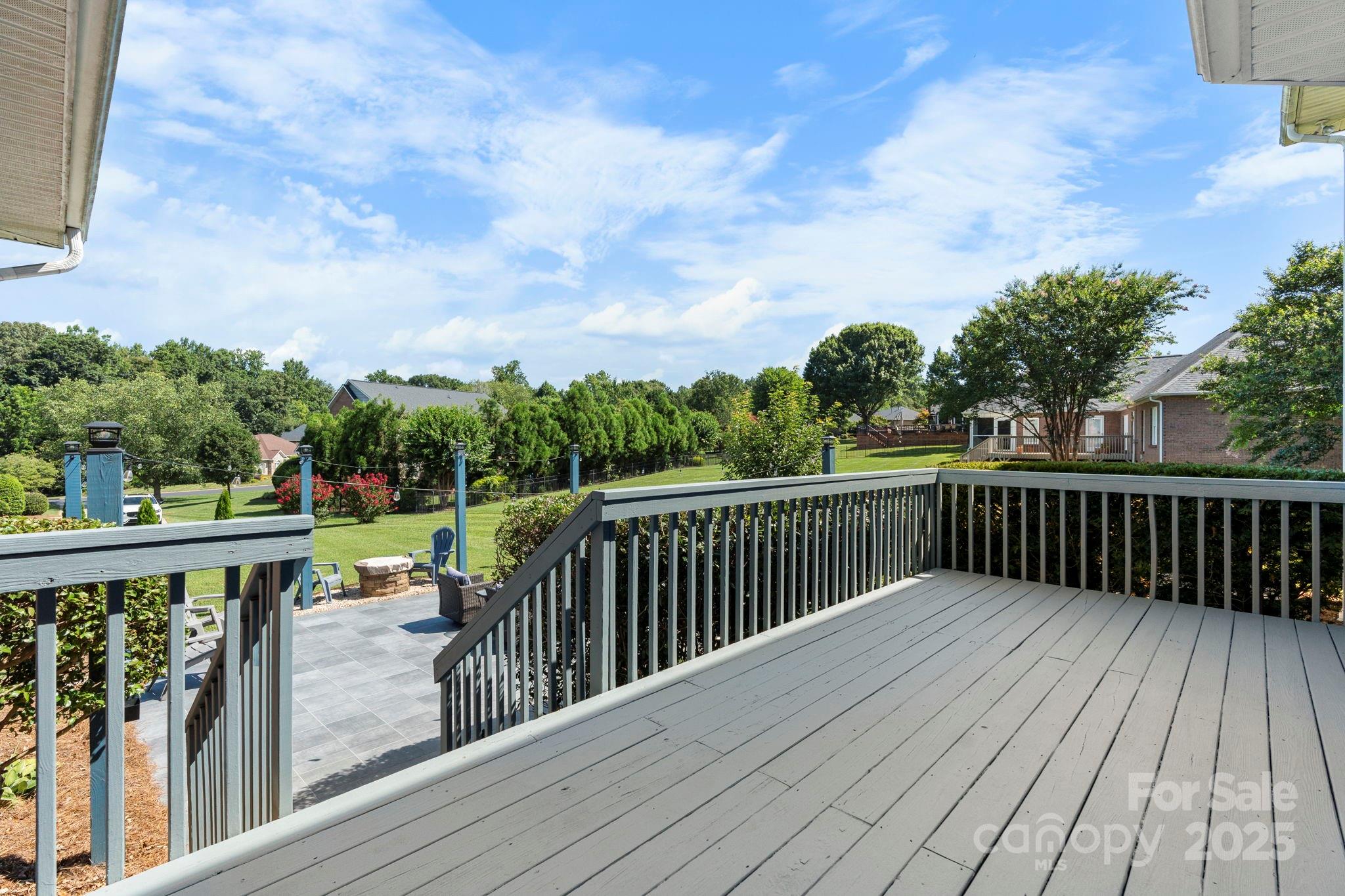 2774 Palmer Drive NE