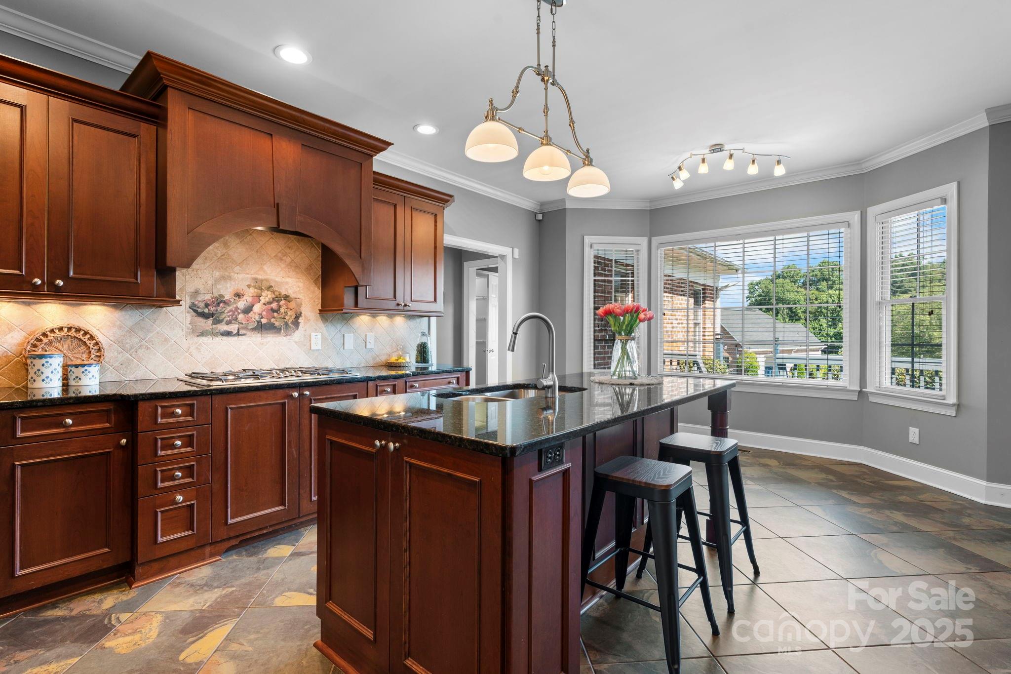 2774 Palmer Drive NE