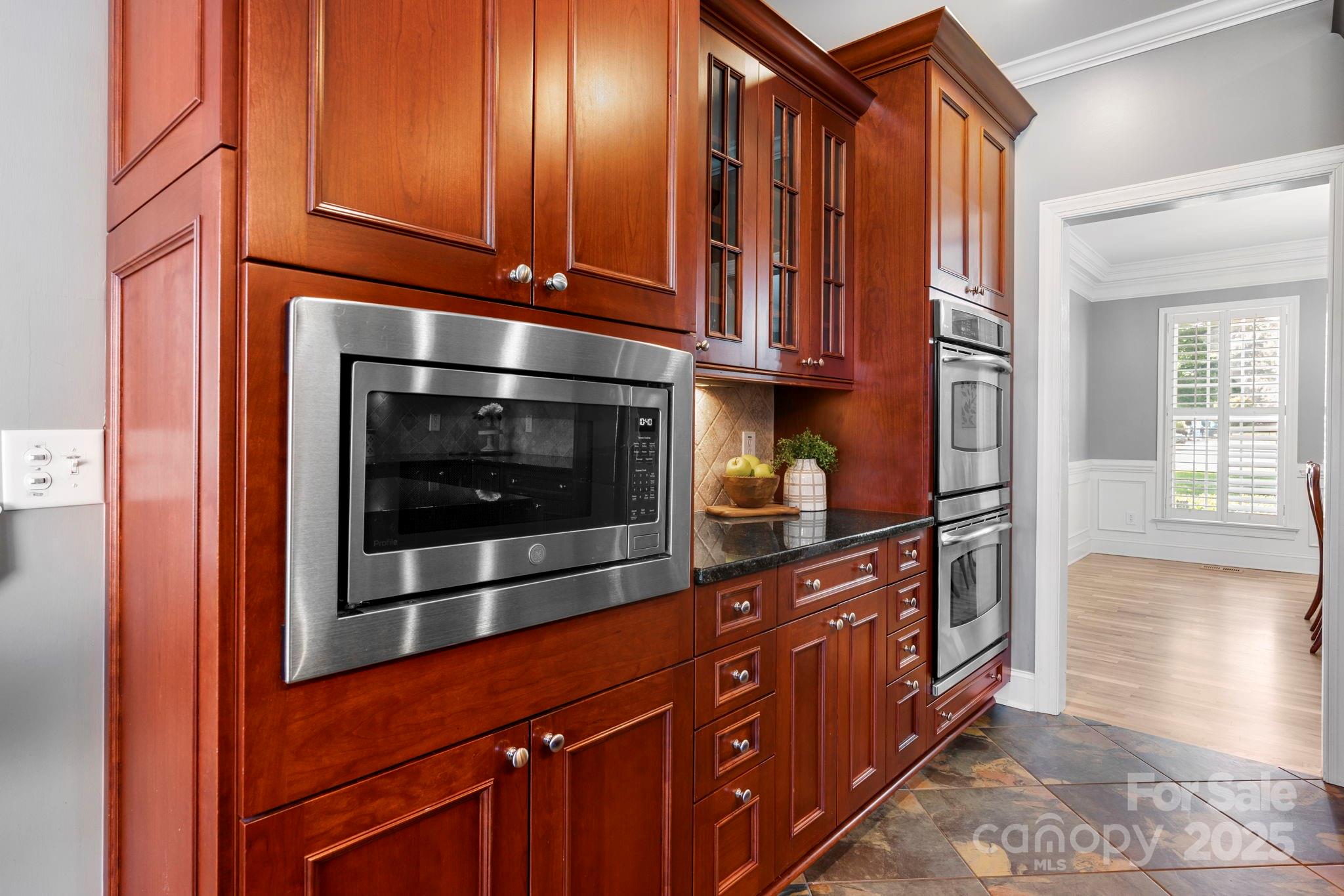 2774 Palmer Drive NE