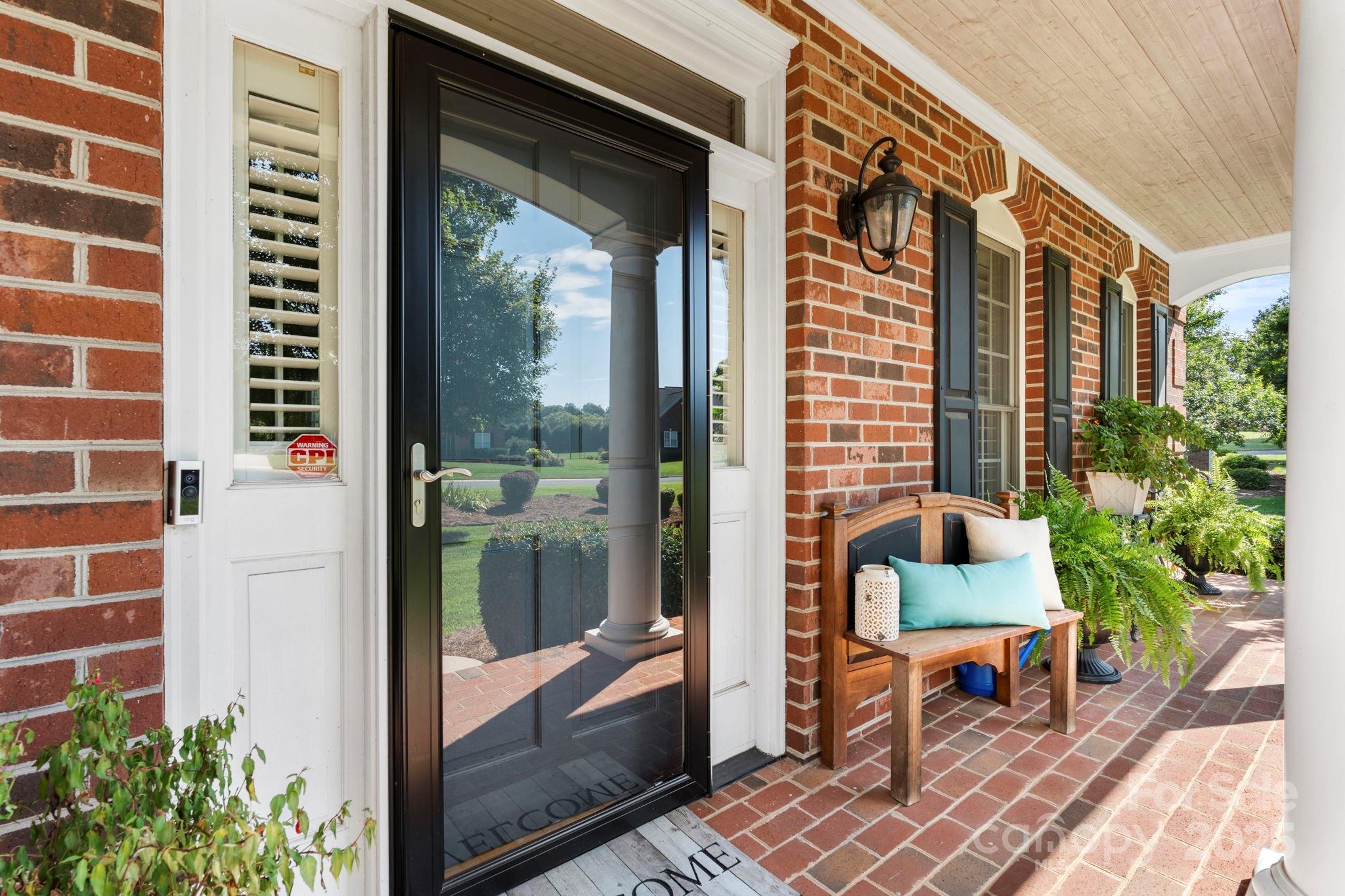 2774 Palmer Drive NE