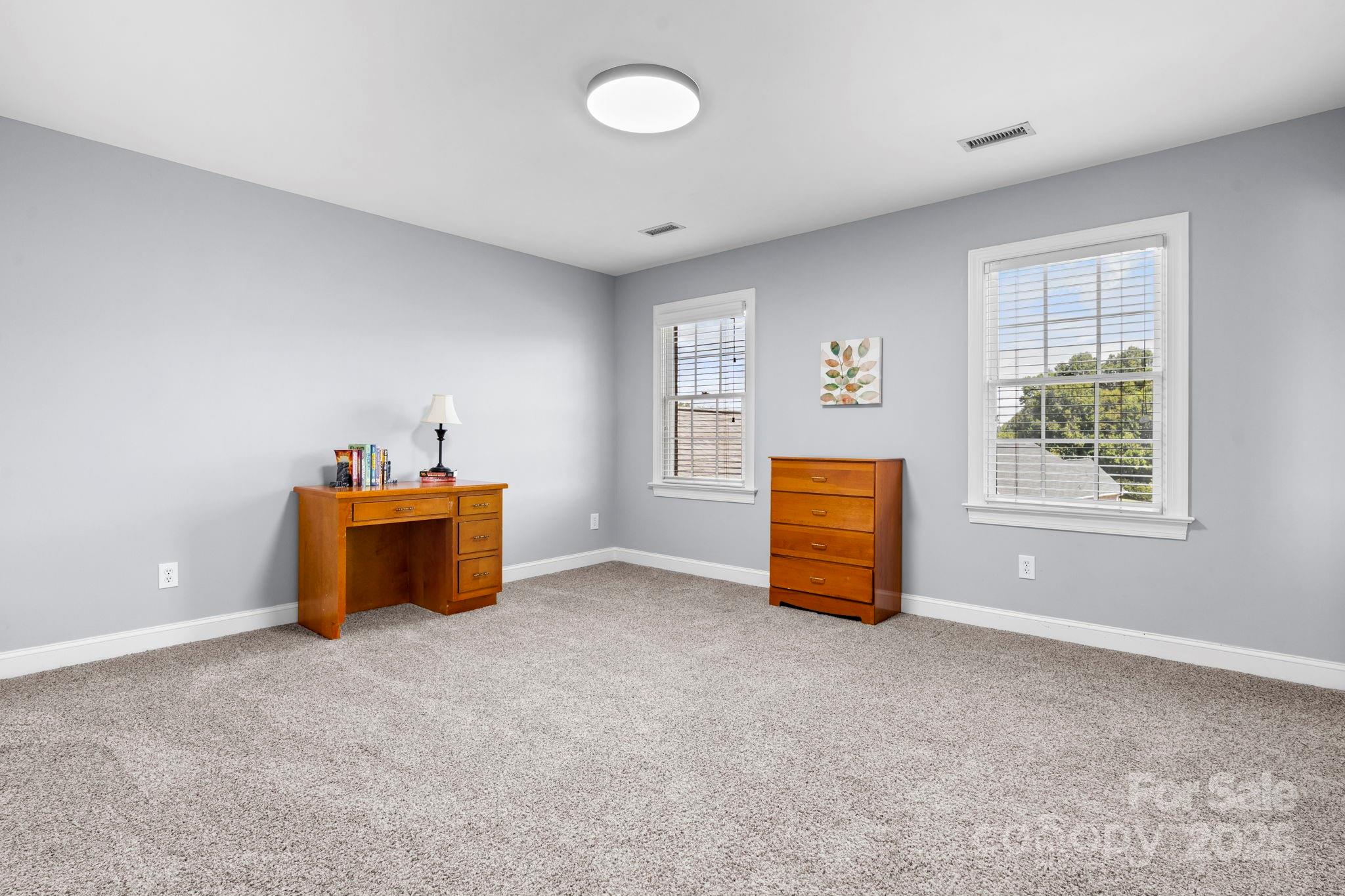 2774 Palmer Drive NE