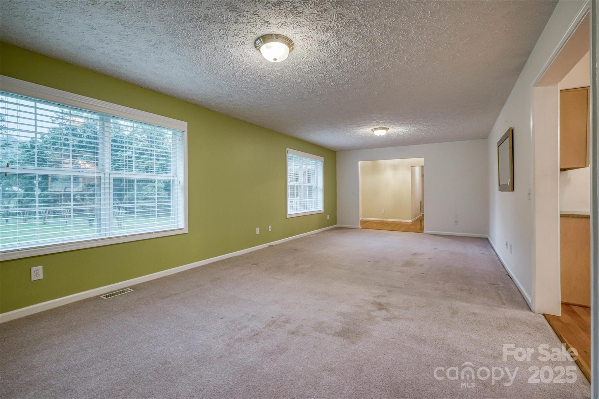 1477 Taylorsville Road SE