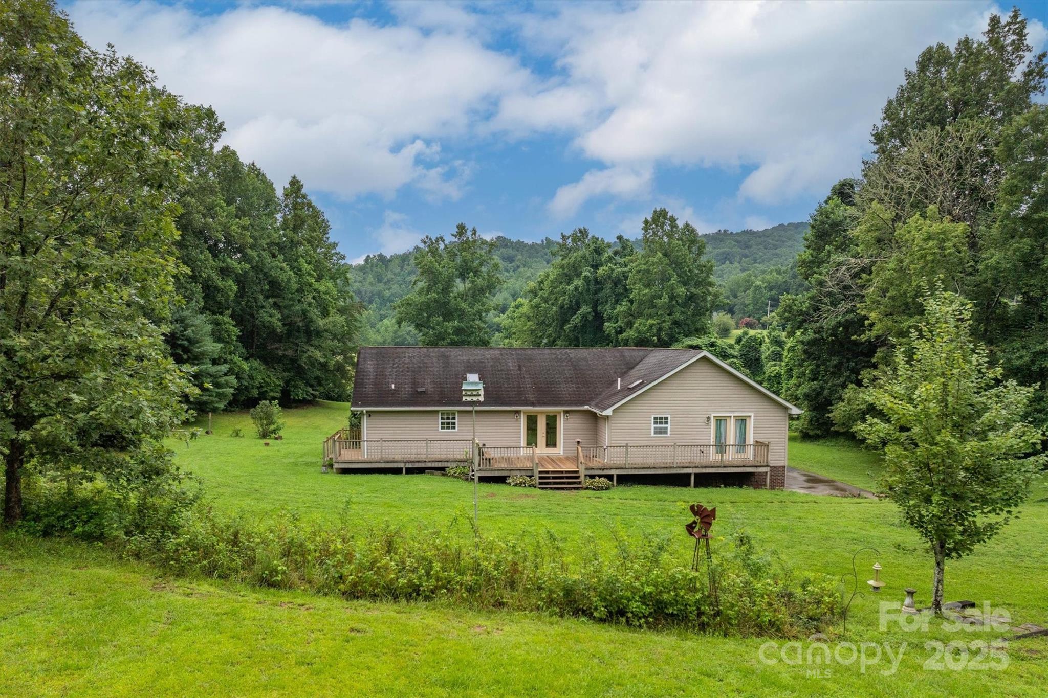 1477 Taylorsville Road SE