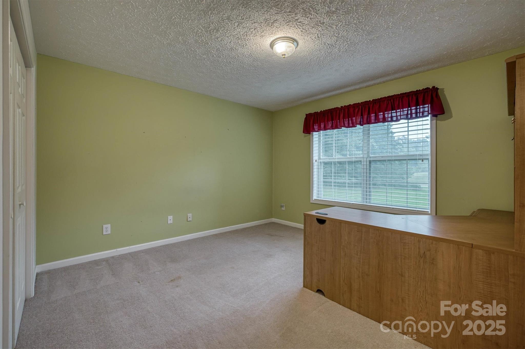 1477 Taylorsville Road SE