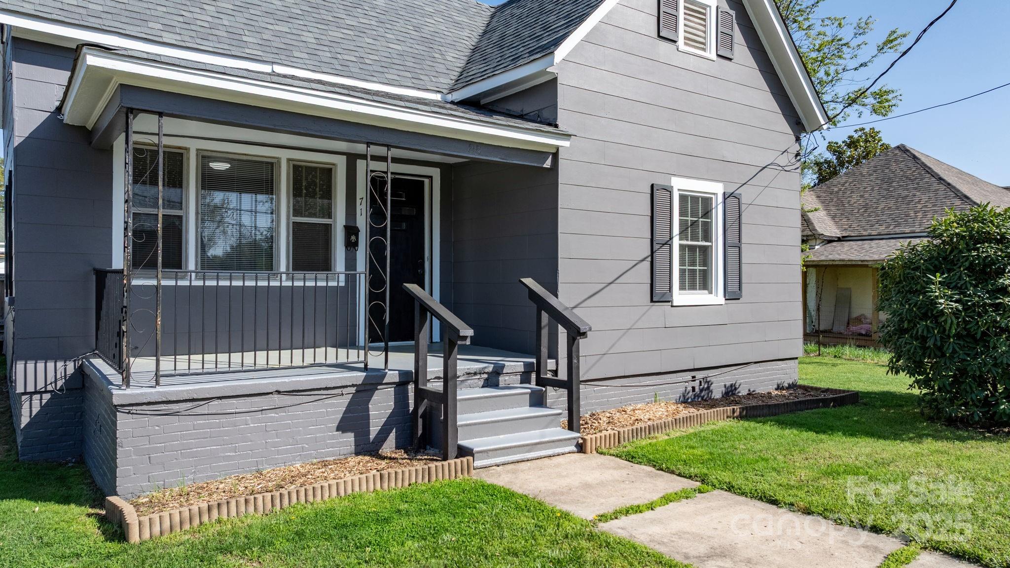 71 14th Street SE