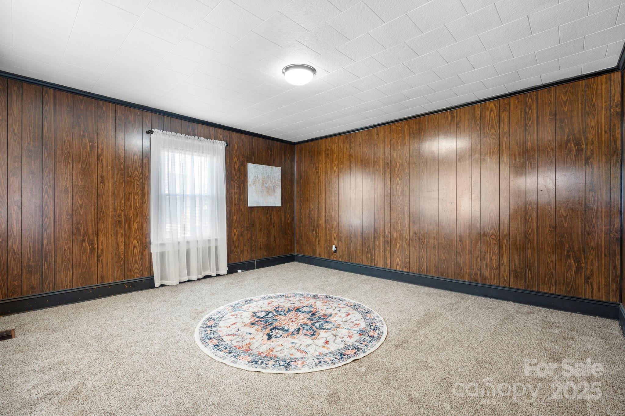 71 14th Street SE