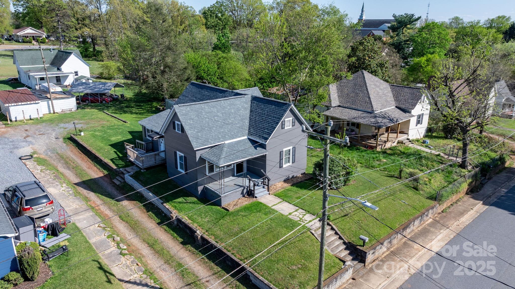 71 14th Street SE