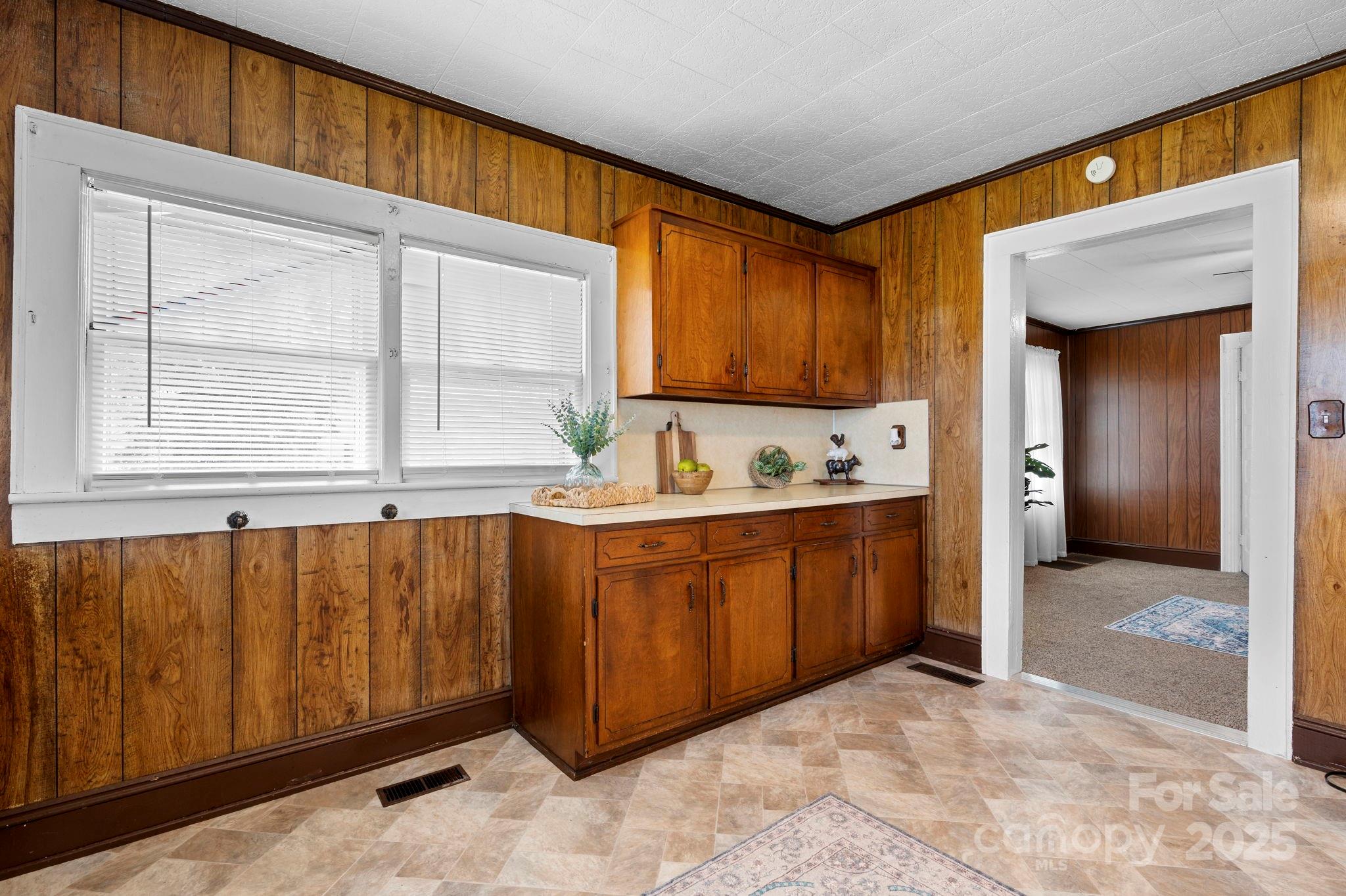 71 14th Street SE