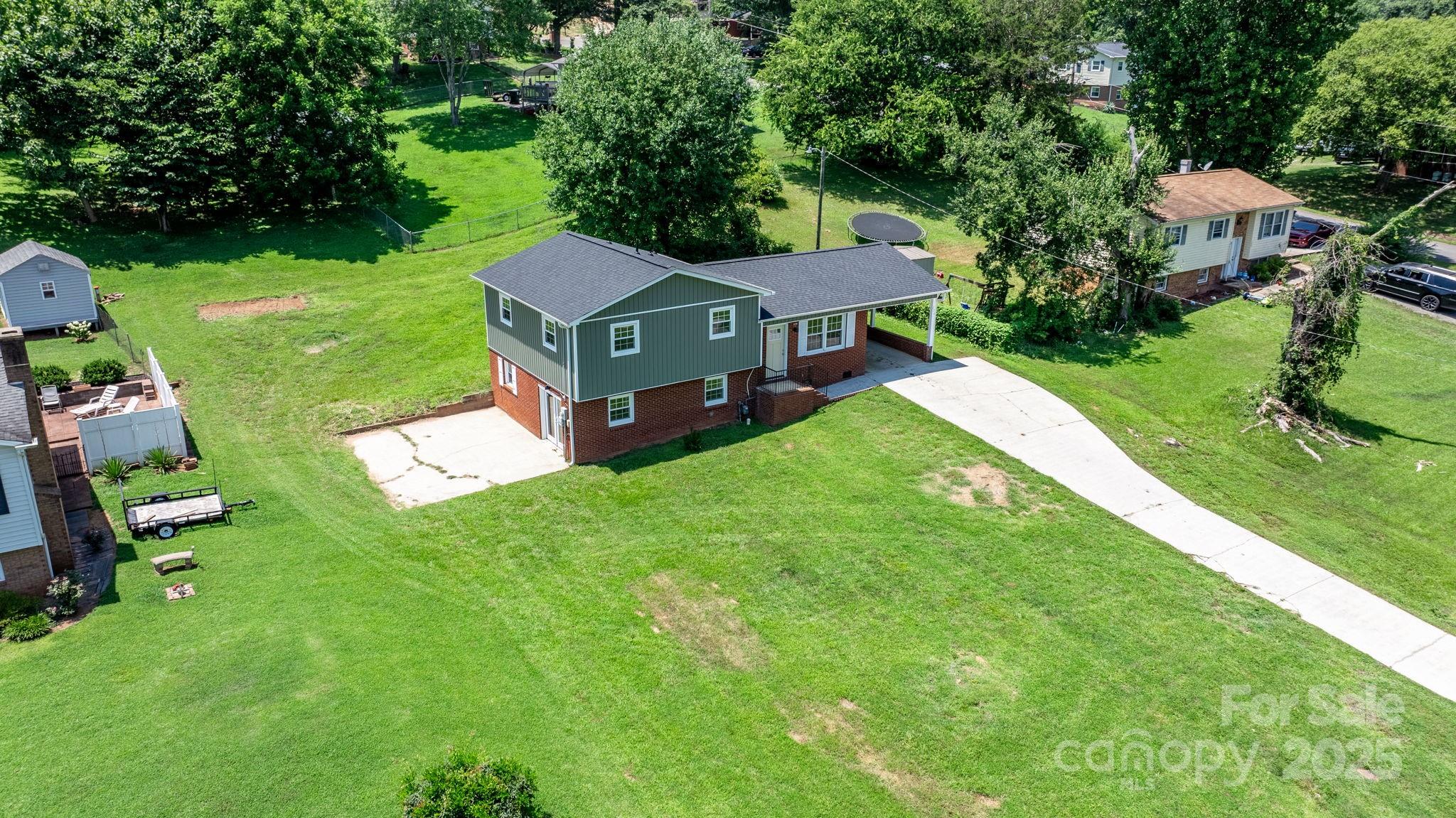 204 Shannonbrook Drive