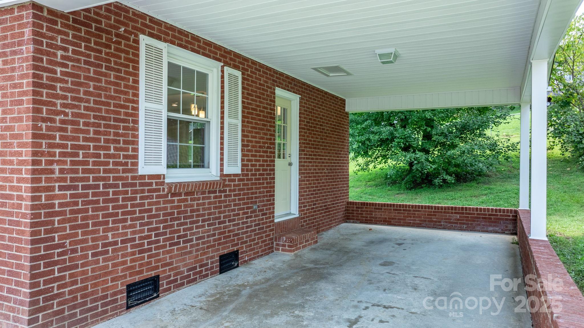 204 Shannonbrook Drive