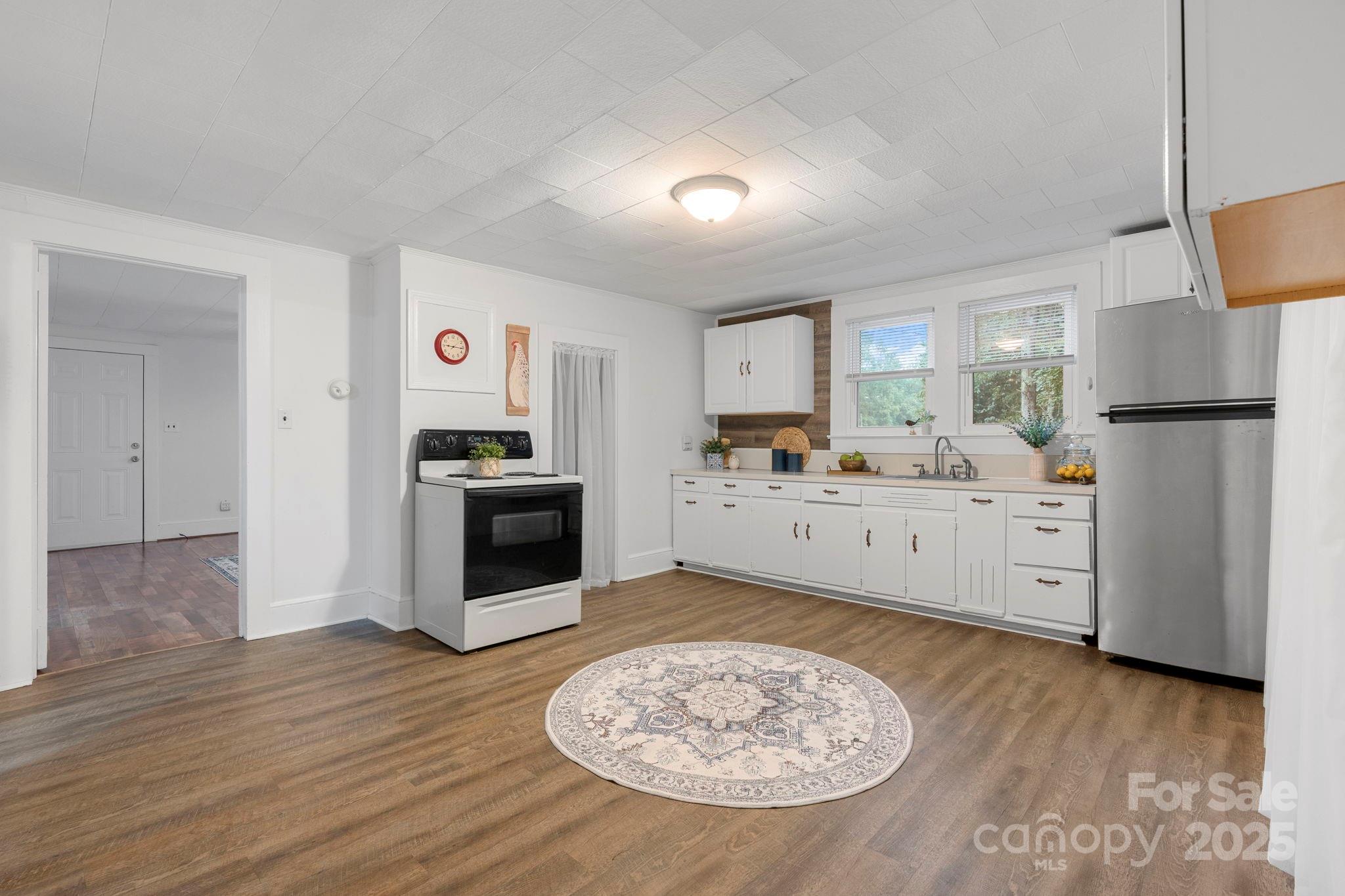 1277 Brush Mountain Road