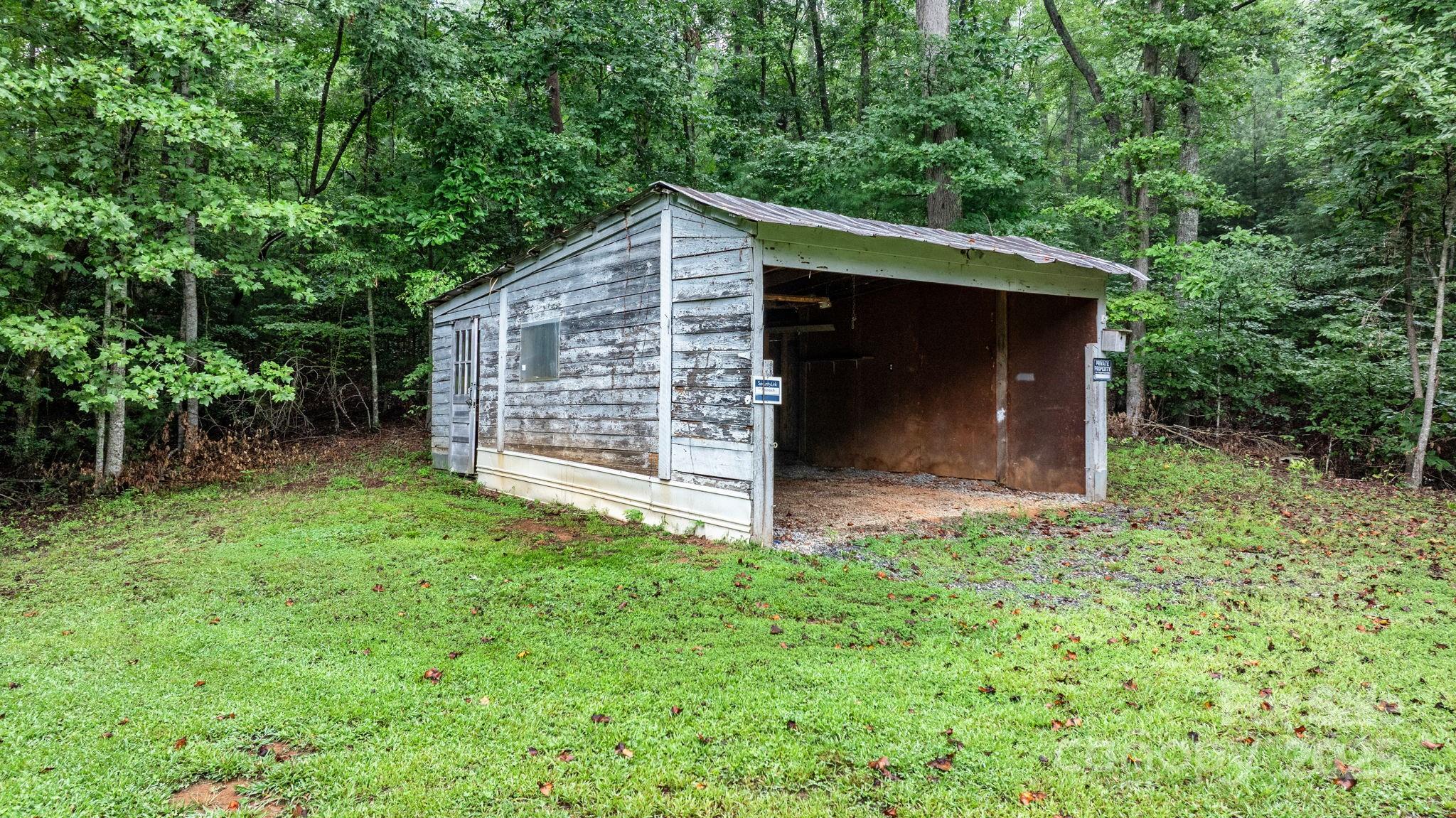 1277 Brush Mountain Road