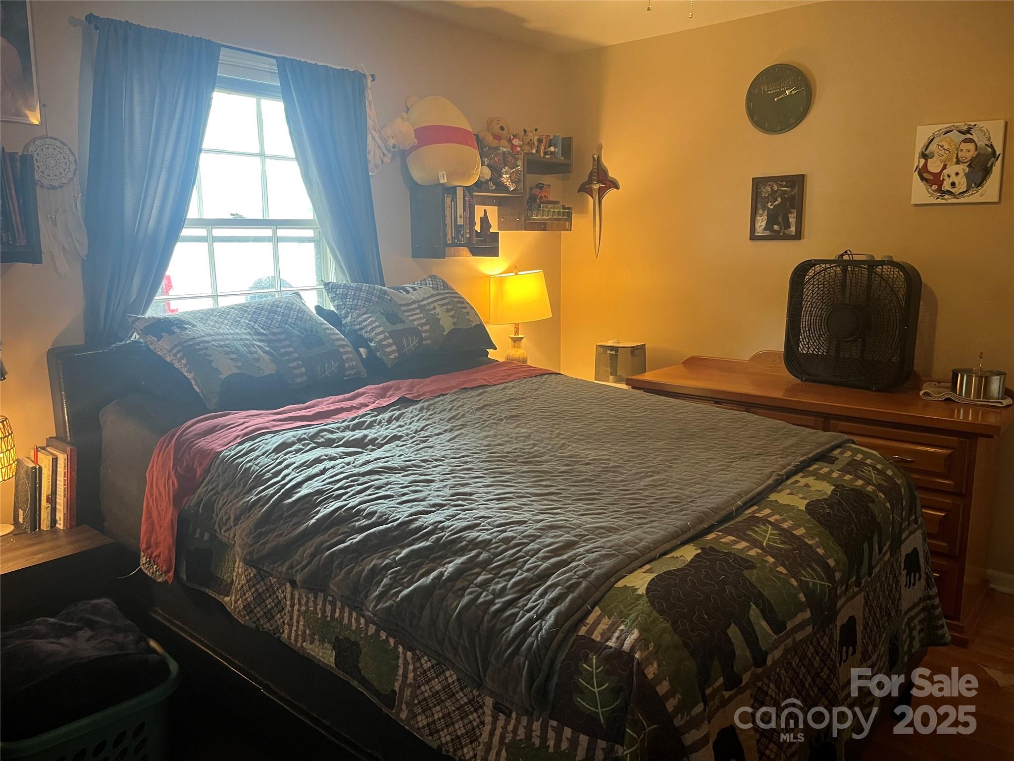 525 12th Street SW Unit: 5