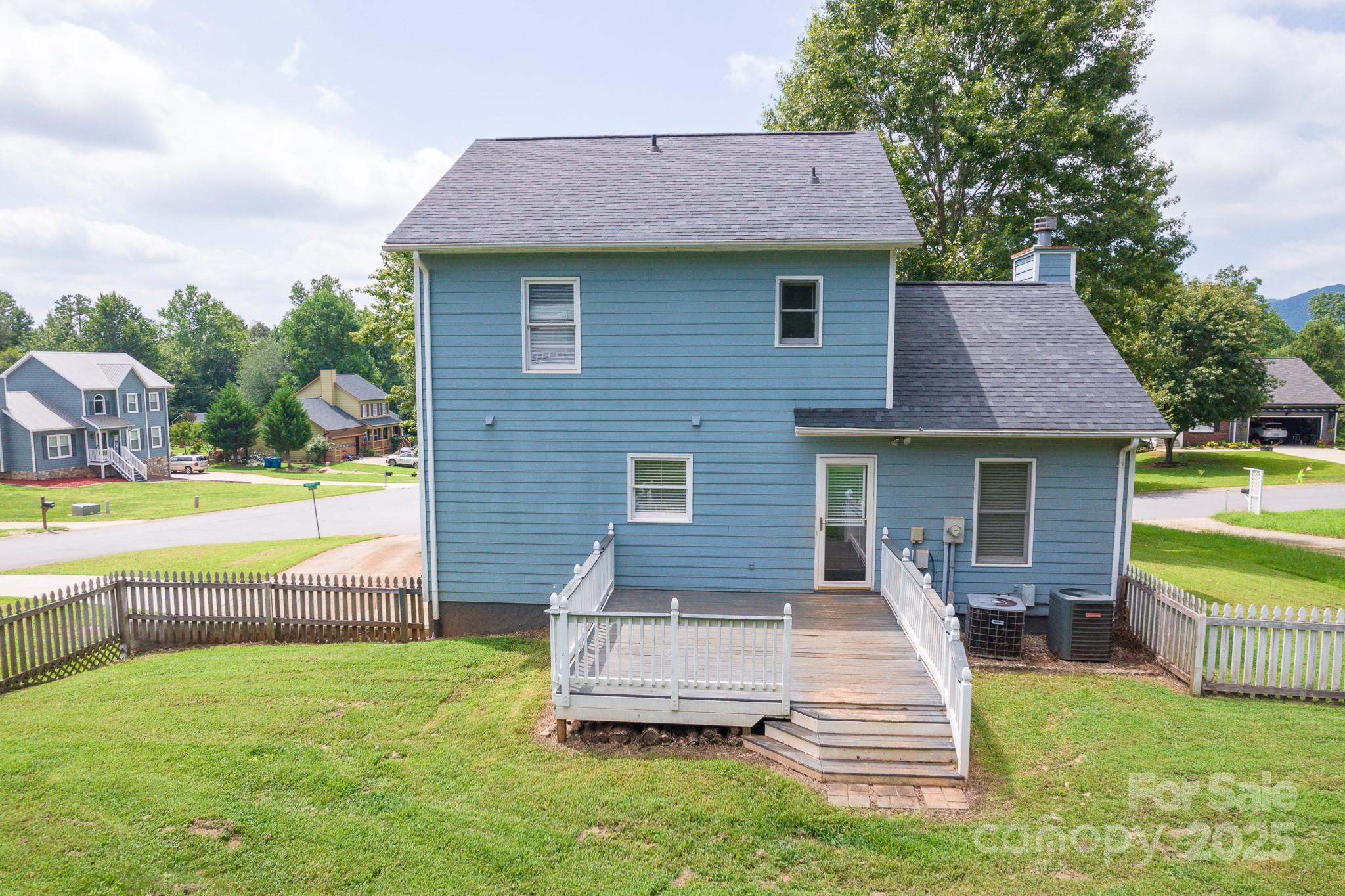 1160 Mulberry Lane