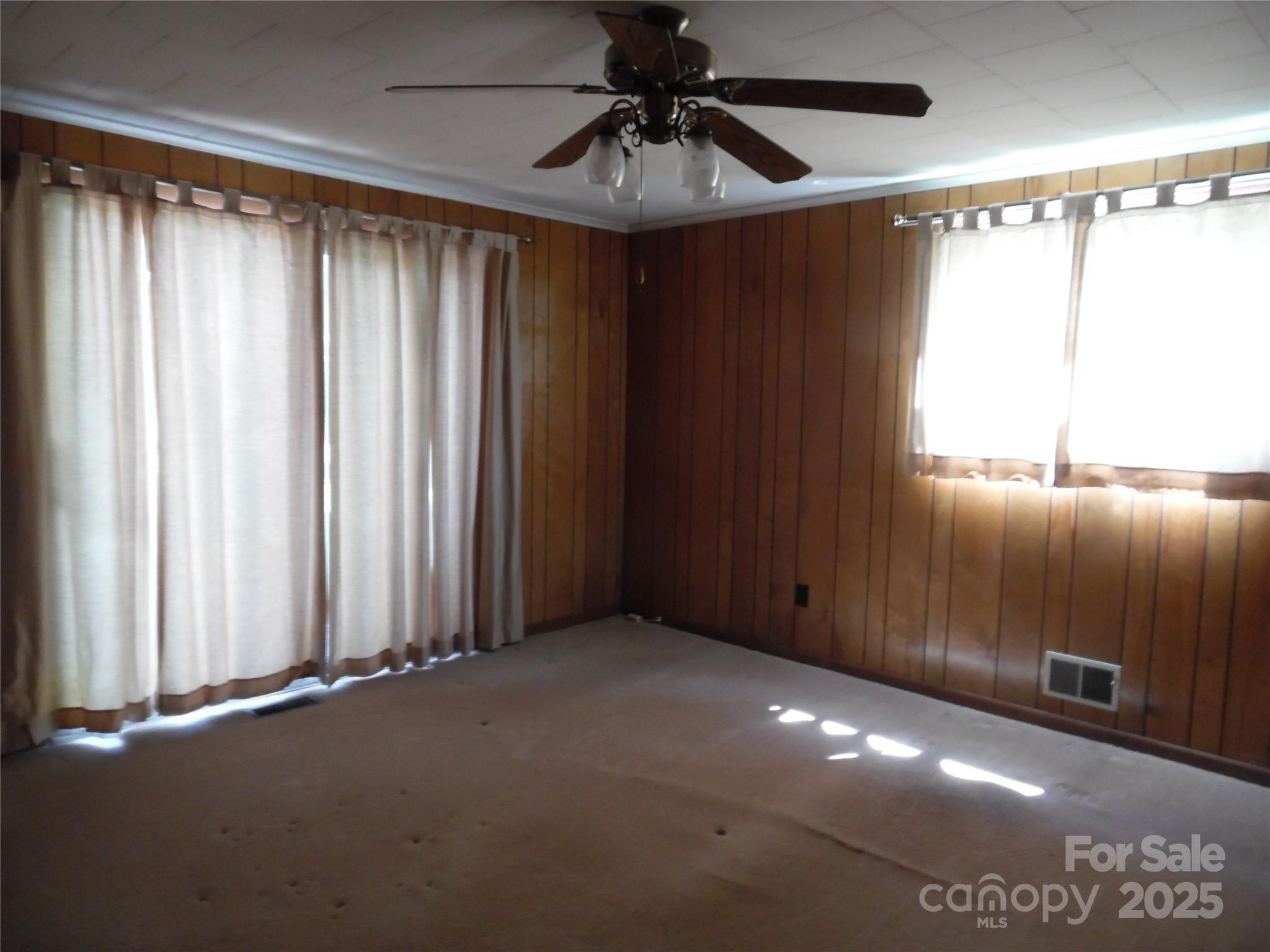 2014 NE 31st Avenue Avenue NE