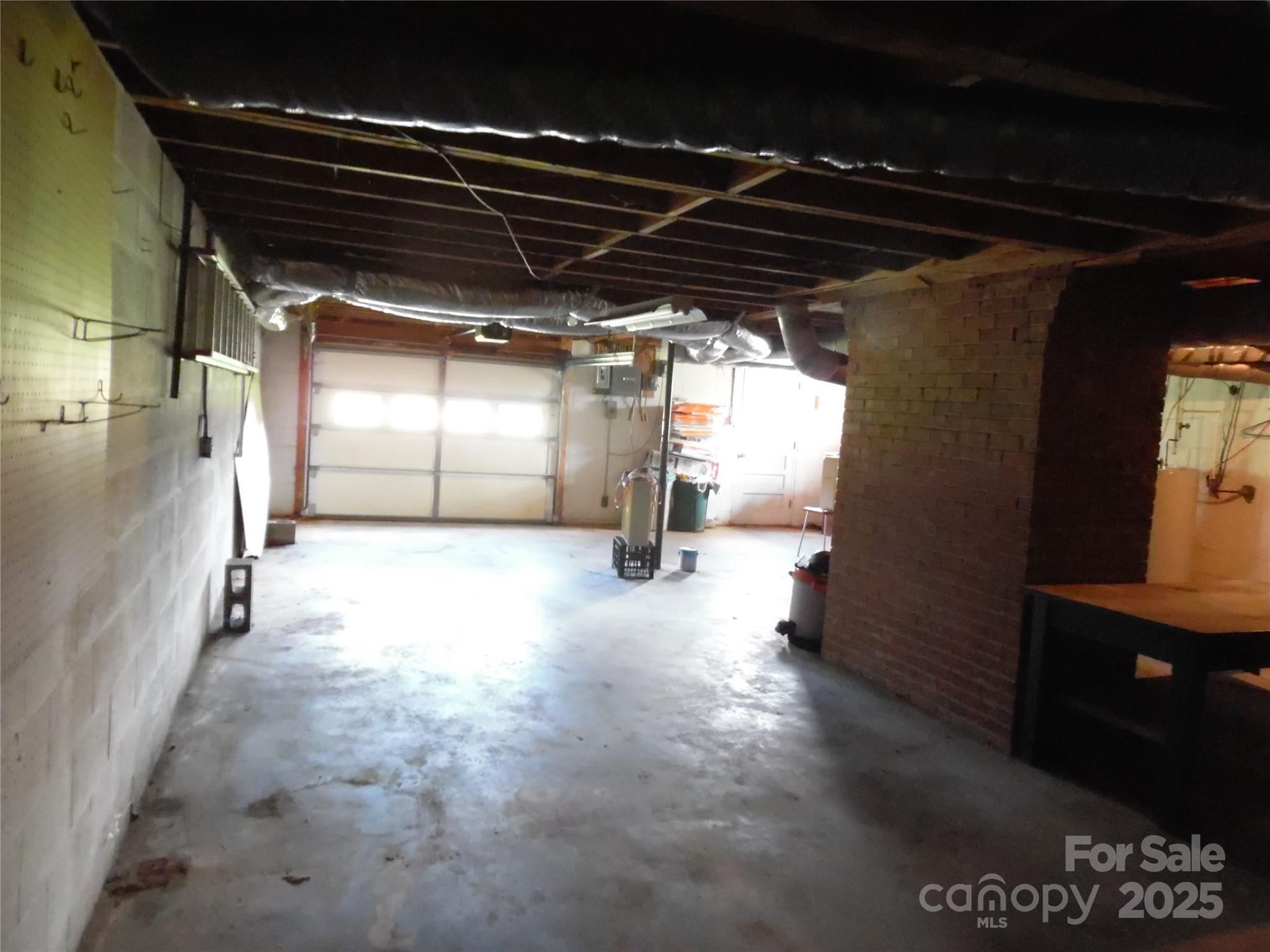 2014 NE 31st Avenue Avenue NE