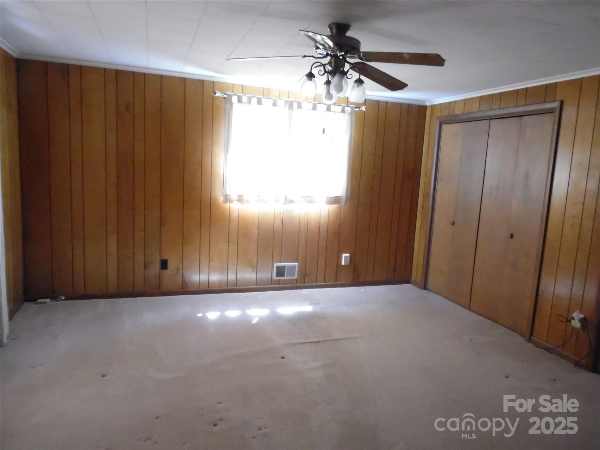 2014 NE 31st Avenue Avenue NE