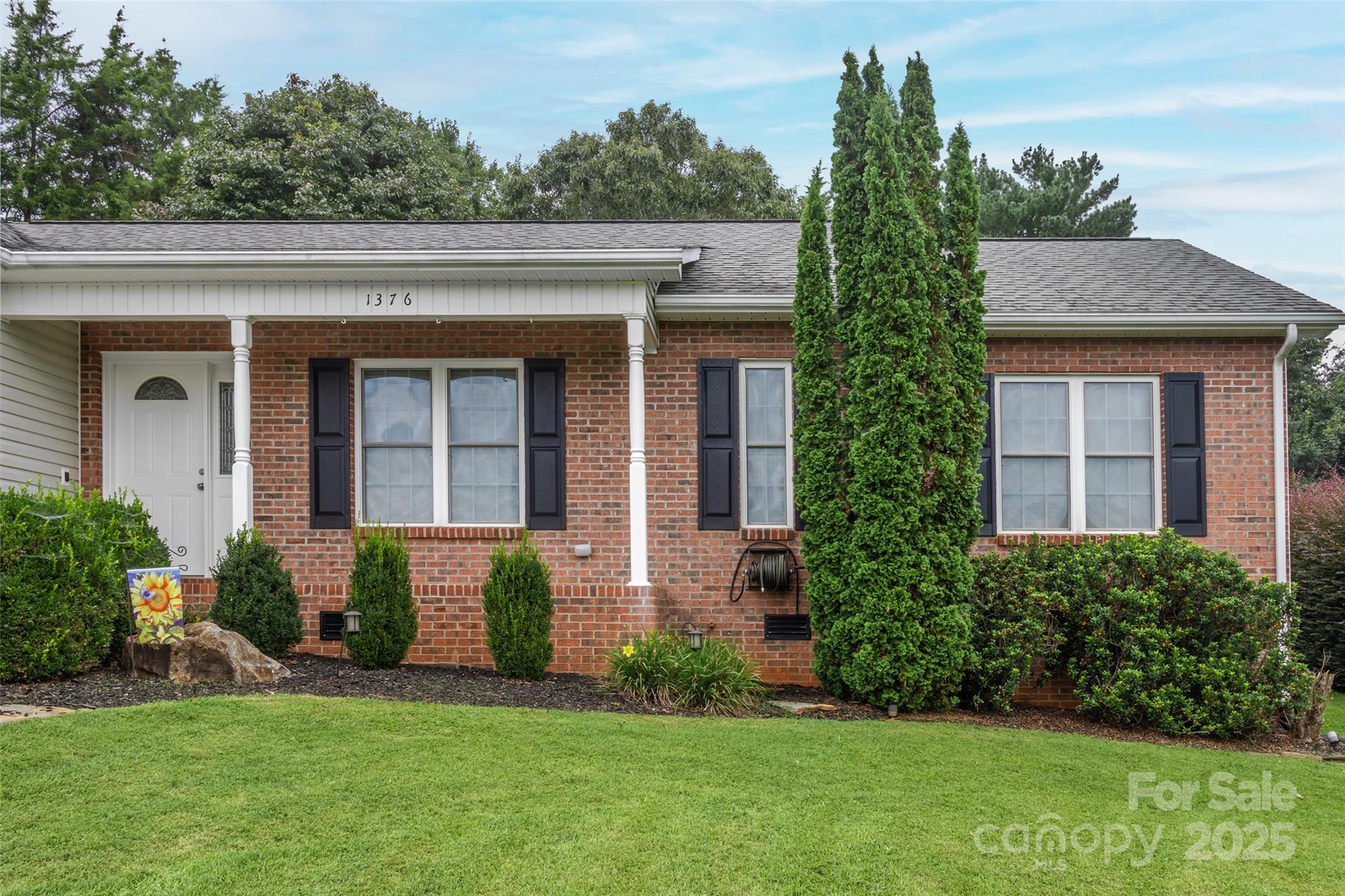 1376 Farmington Hills Drive