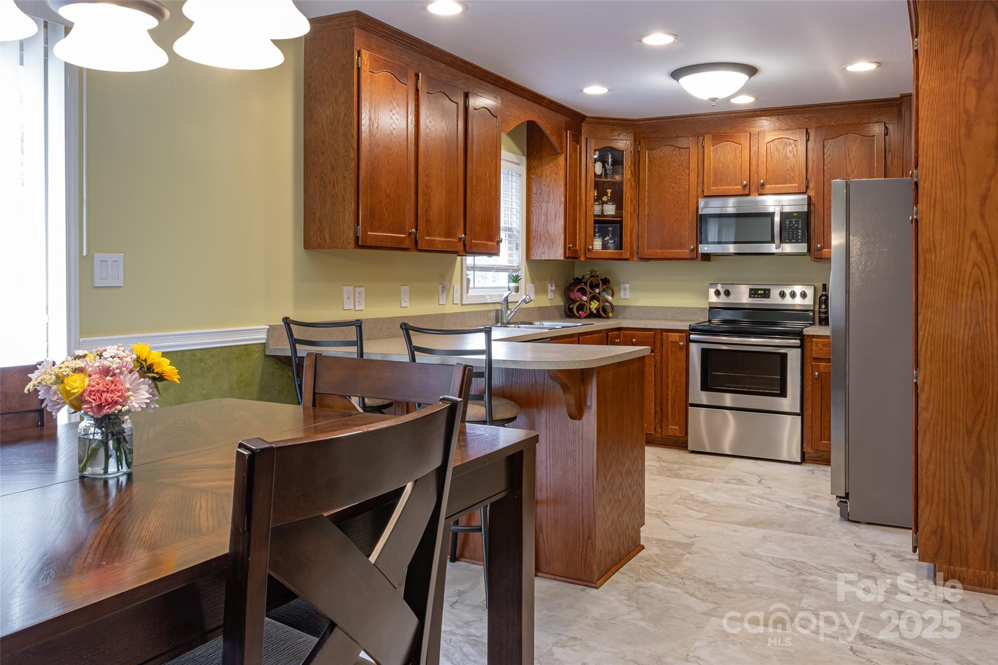 1376 Farmington Hills Drive