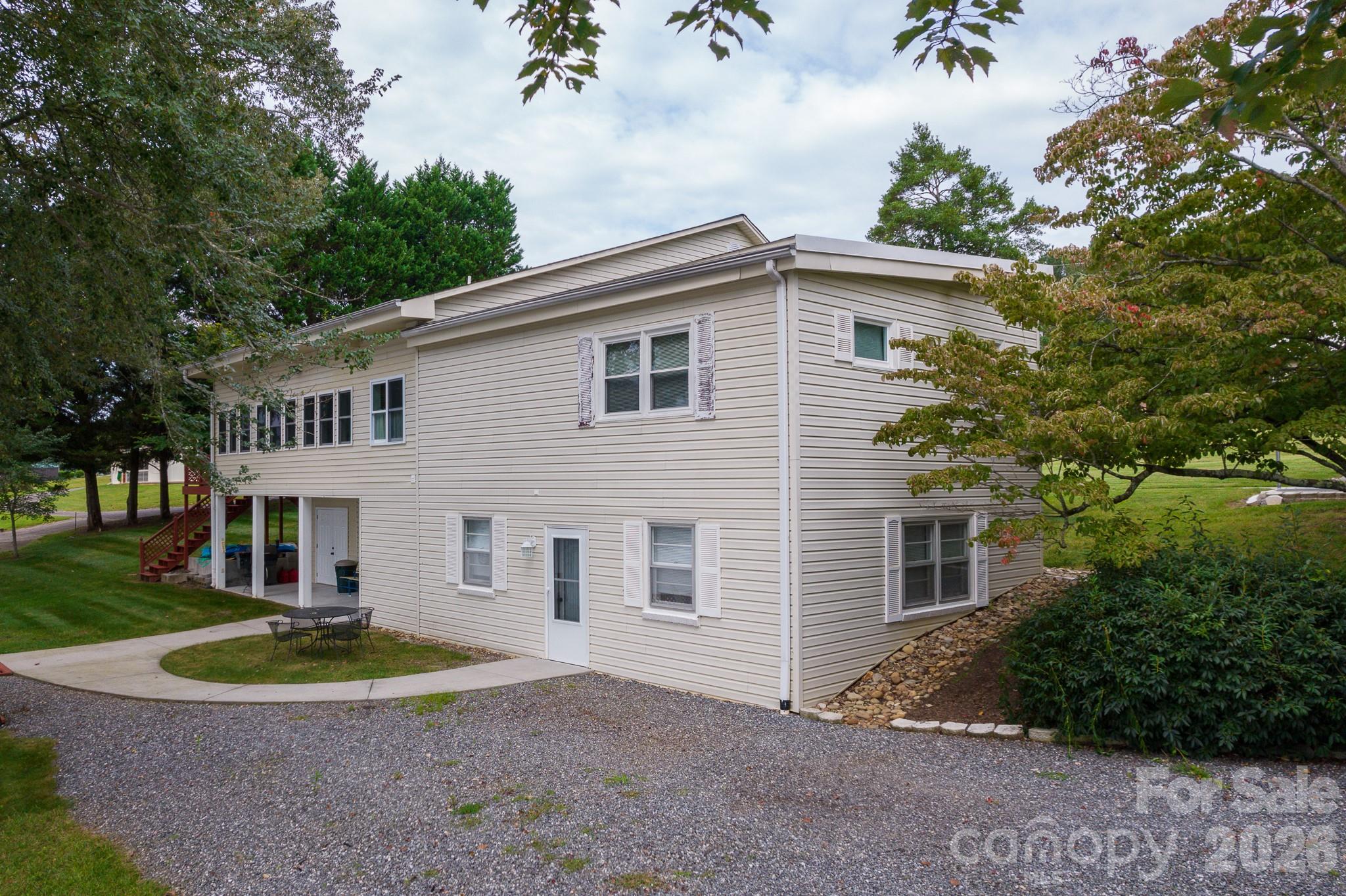 287 Wildlife Club Lane