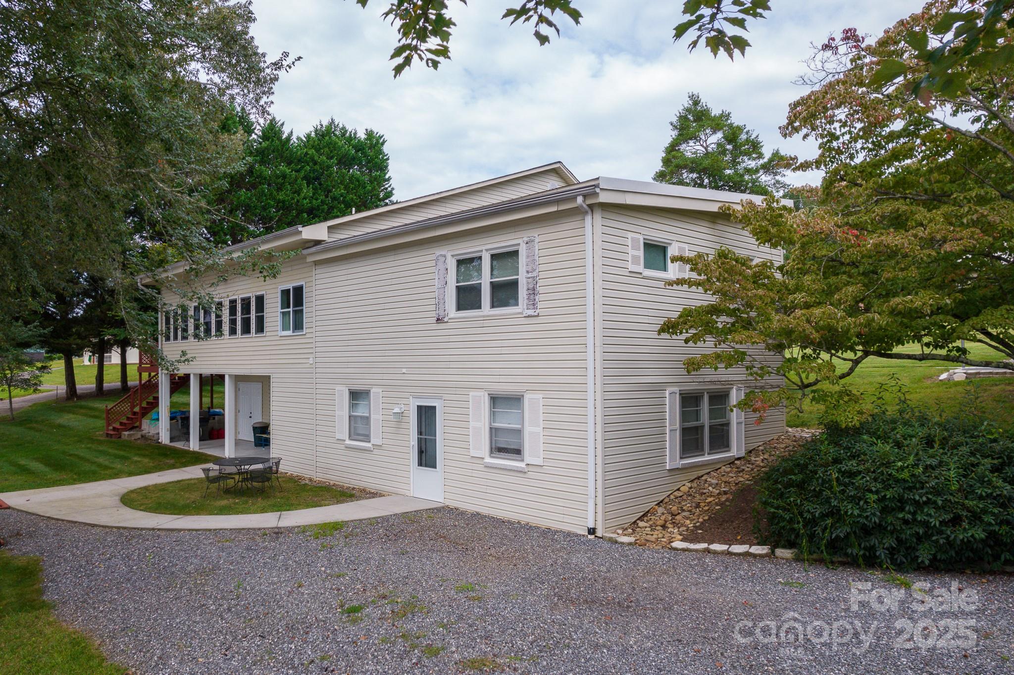 287 Wildlife Club Lane