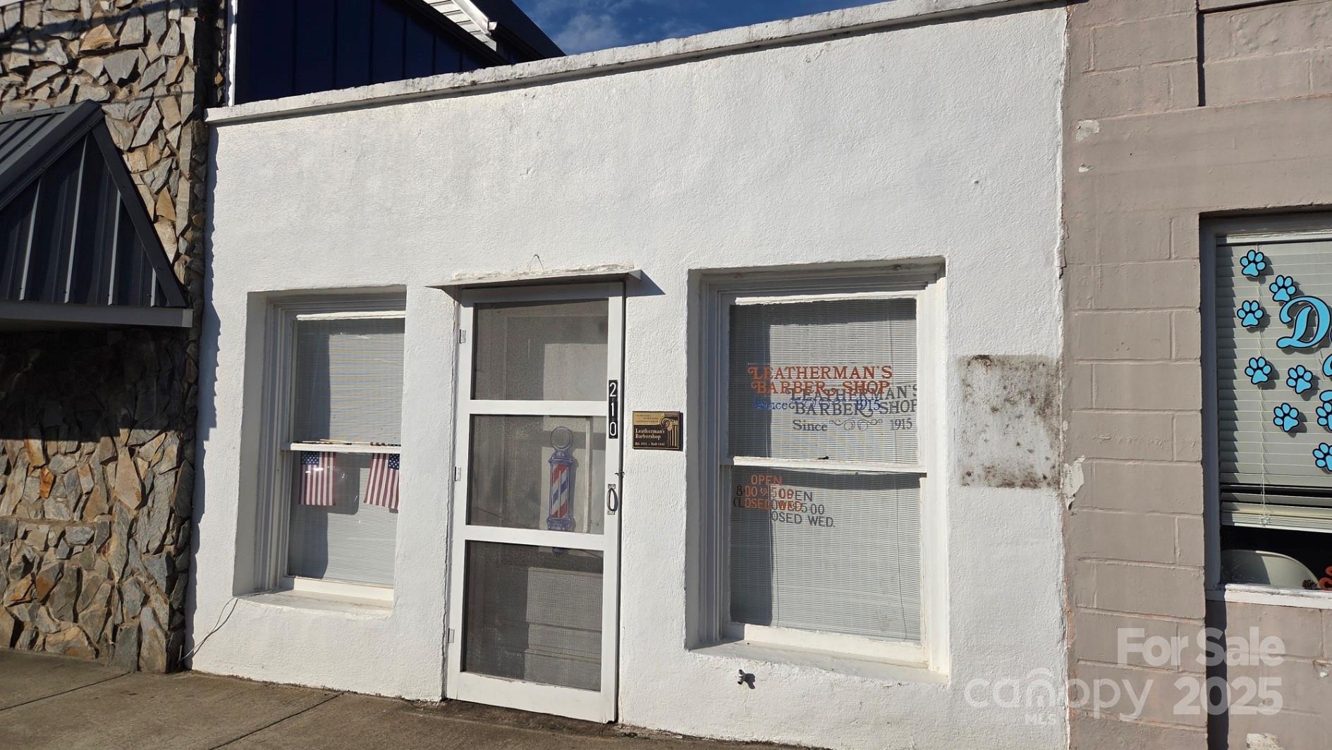 210 S Academy Street