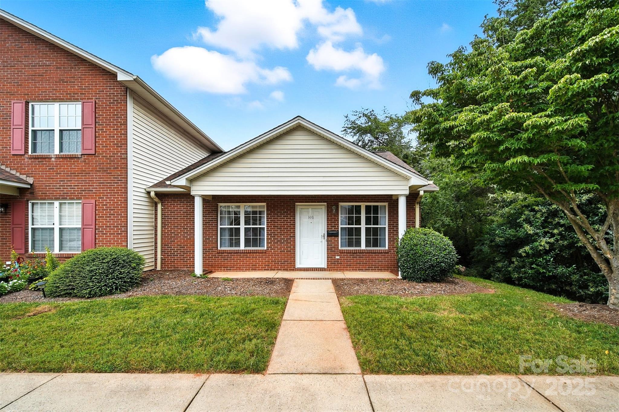 102 Brandywine Drive NE Unit: H6
