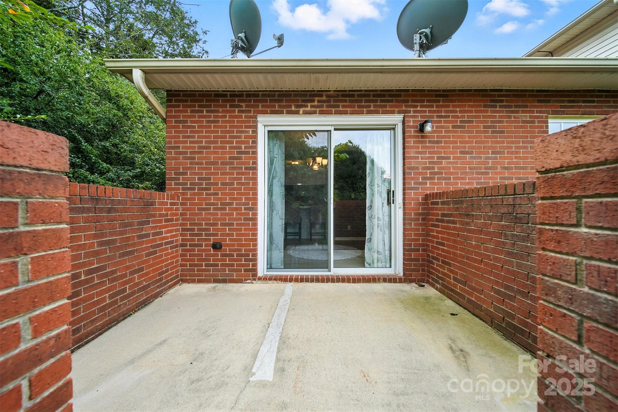 102 Brandywine Drive NE Unit: H6