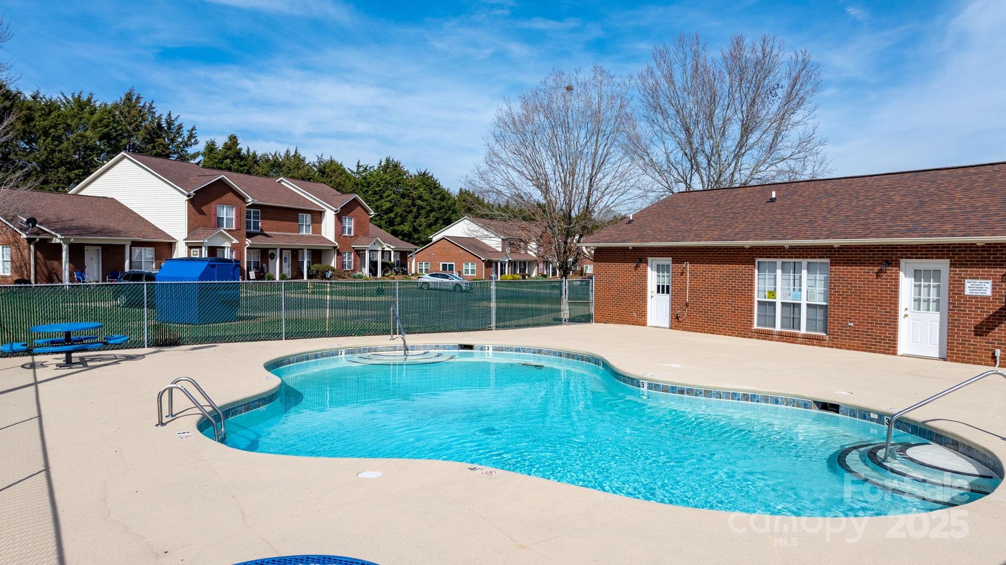 102 Brandywine Drive NE Unit: H6