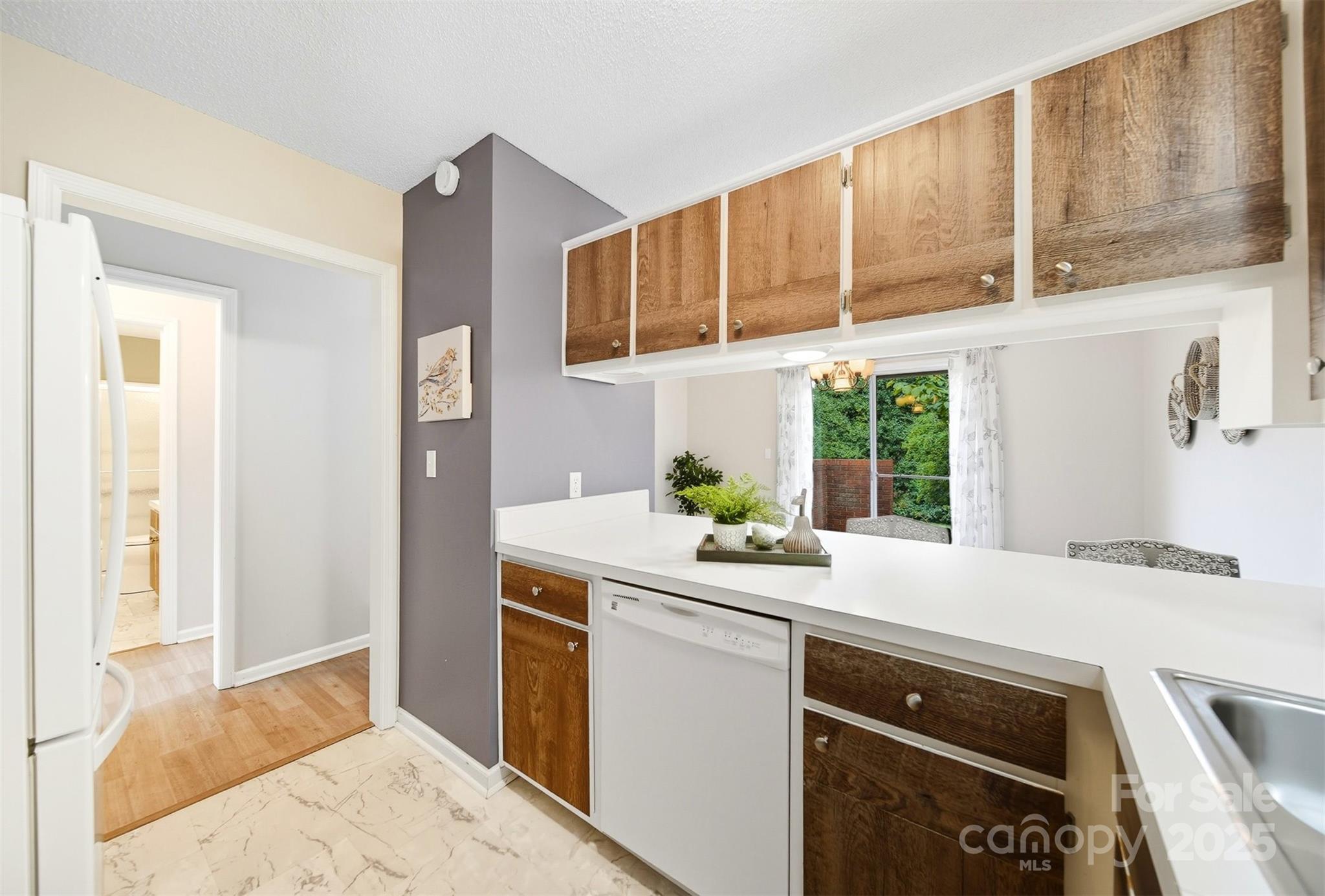 102 Brandywine Drive NE Unit: H6