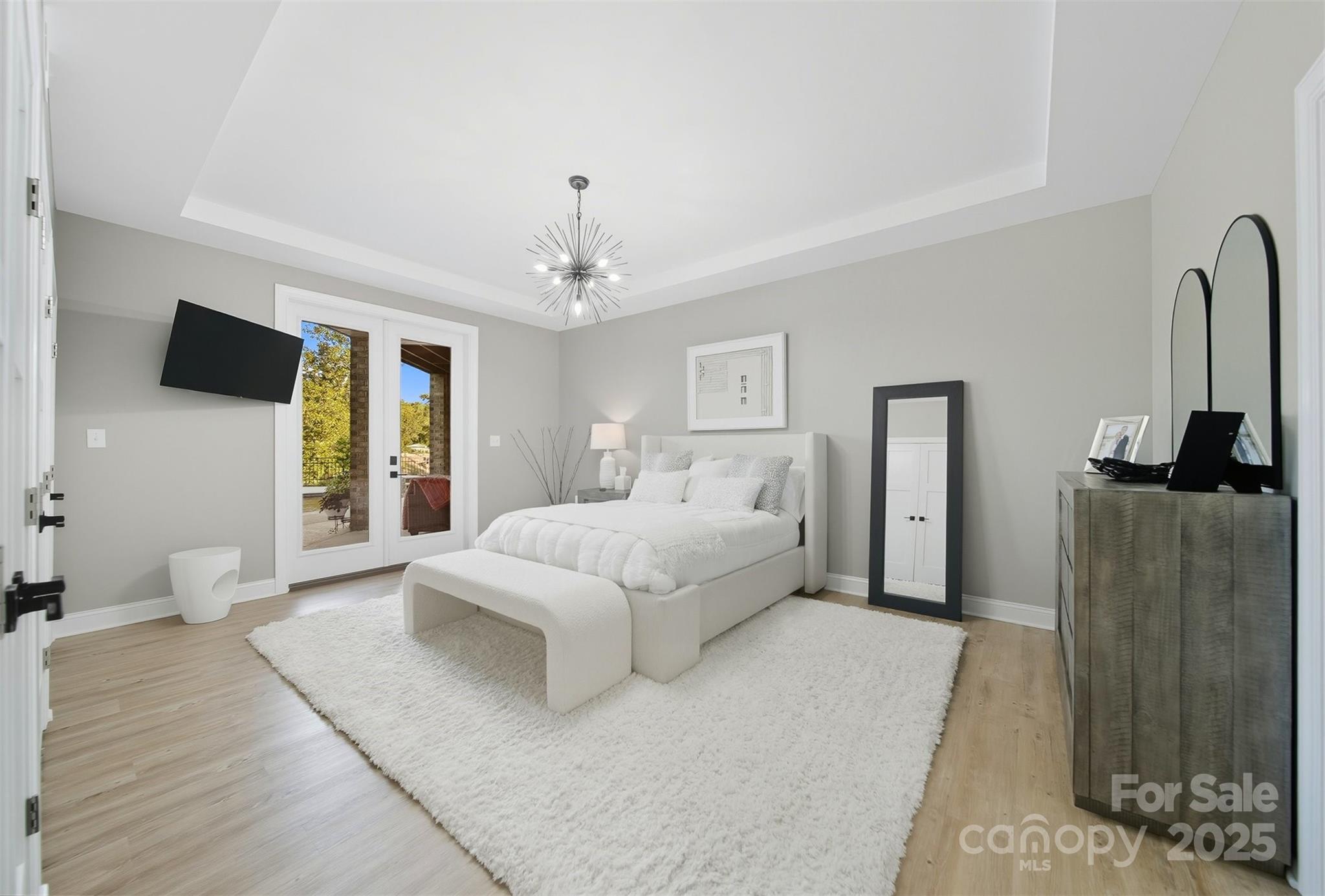 42 Earl Court