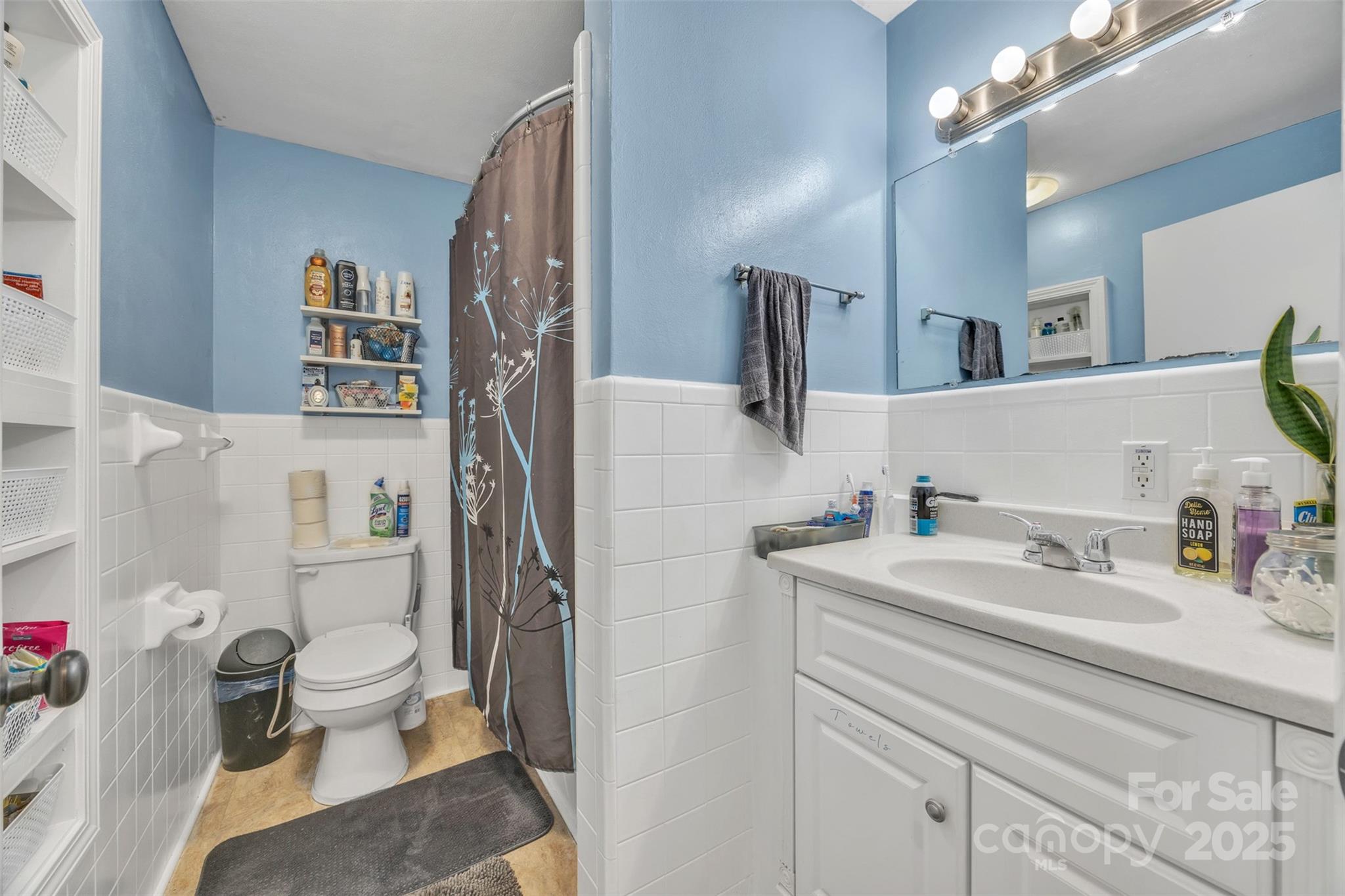 2601 Robinson Road