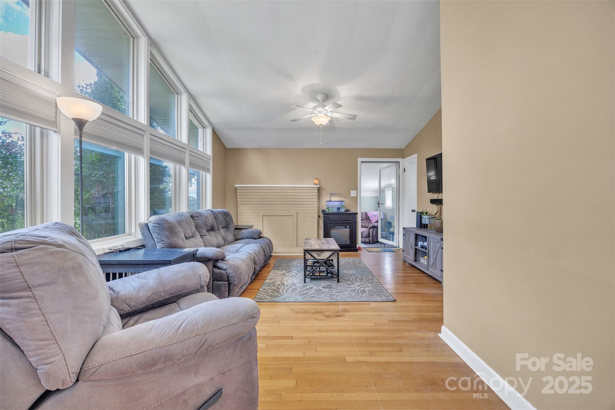 2601 Robinson Road