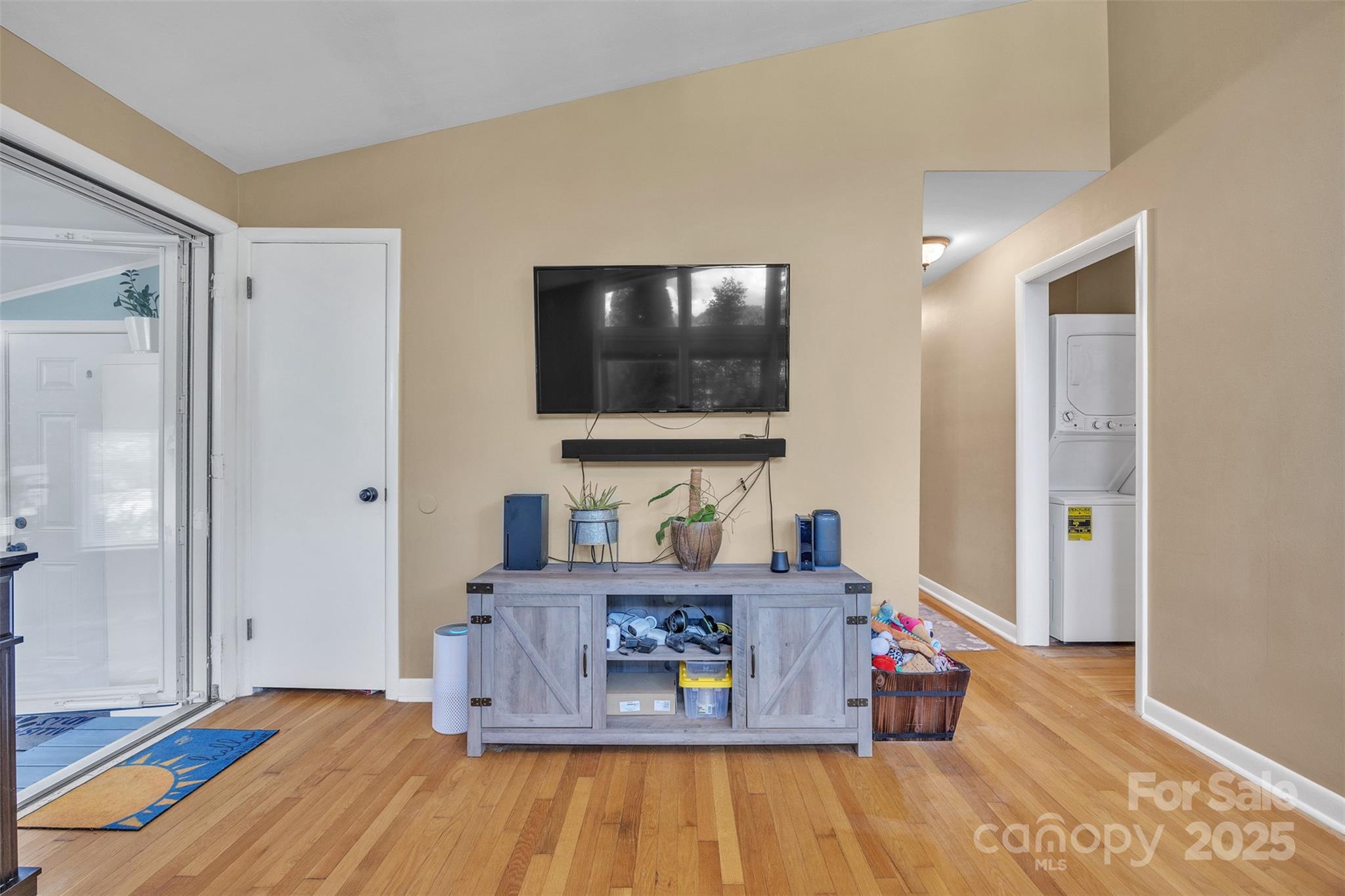 2601 Robinson Road