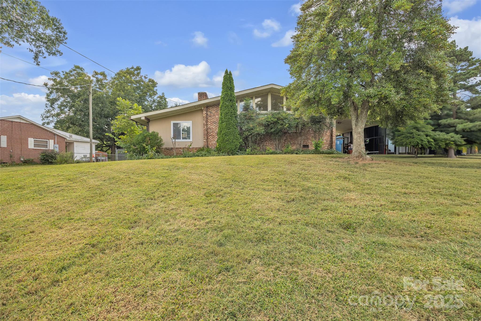 2601 Robinson Road