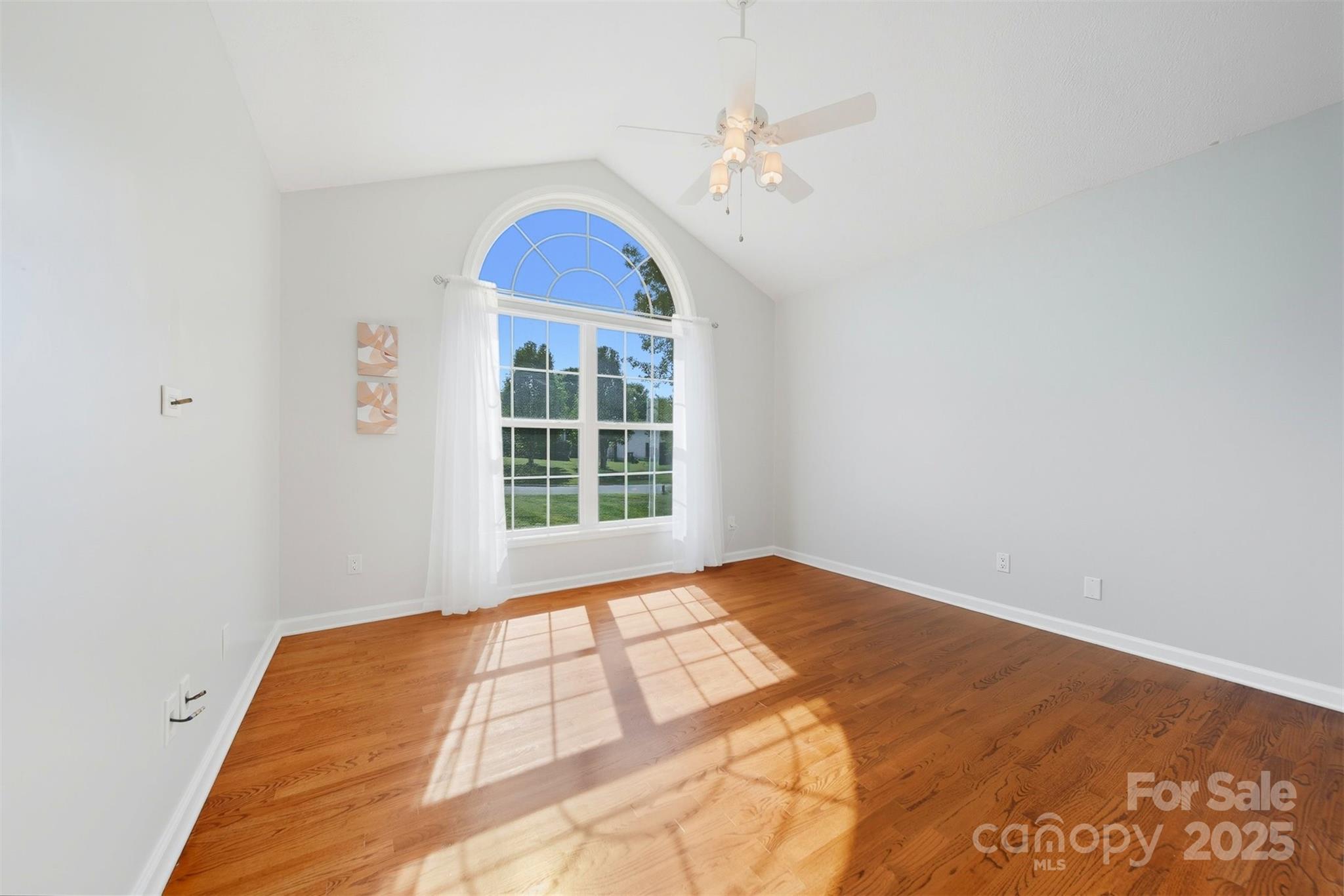 1470 Farmington Hills Drive