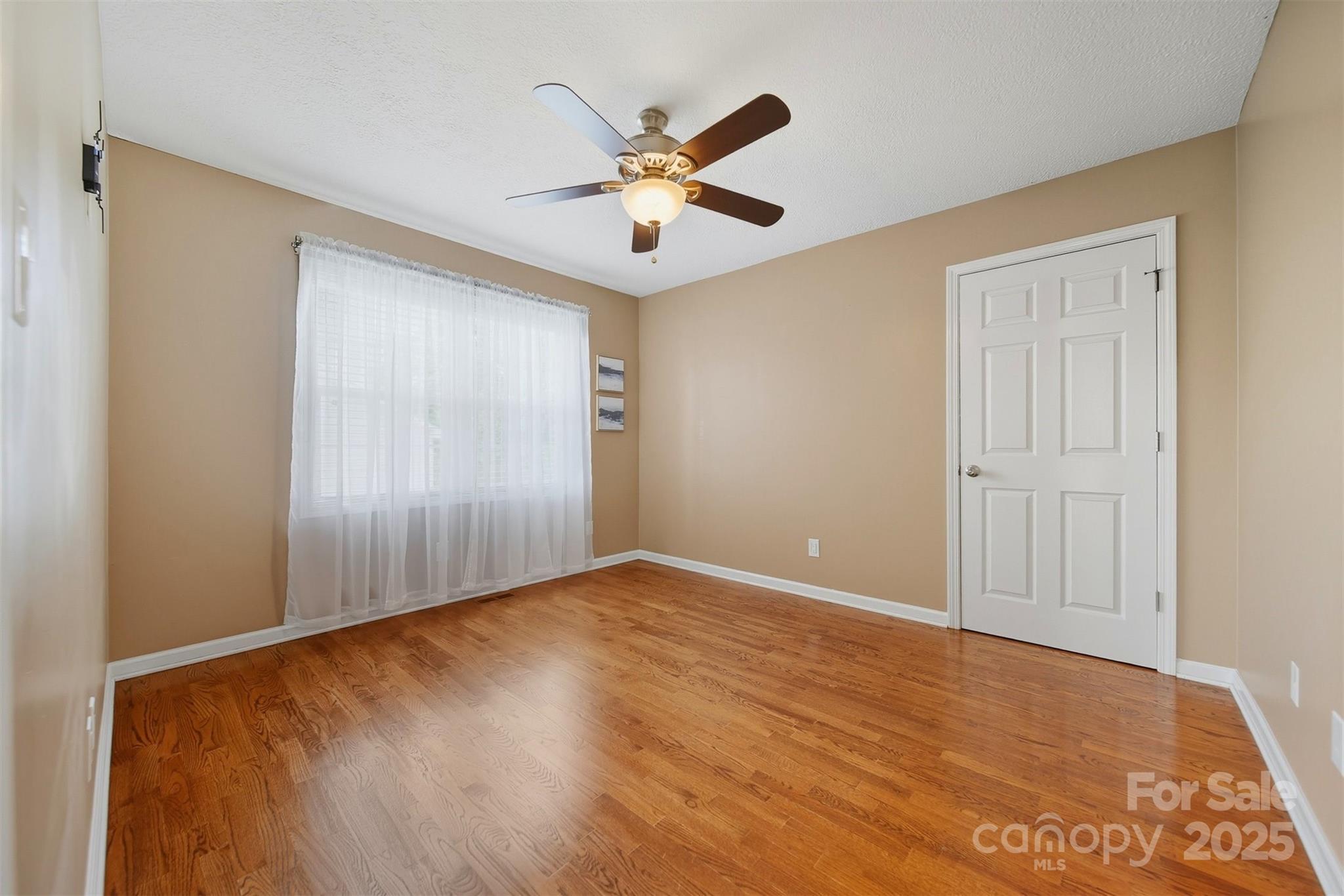 1470 Farmington Hills Drive