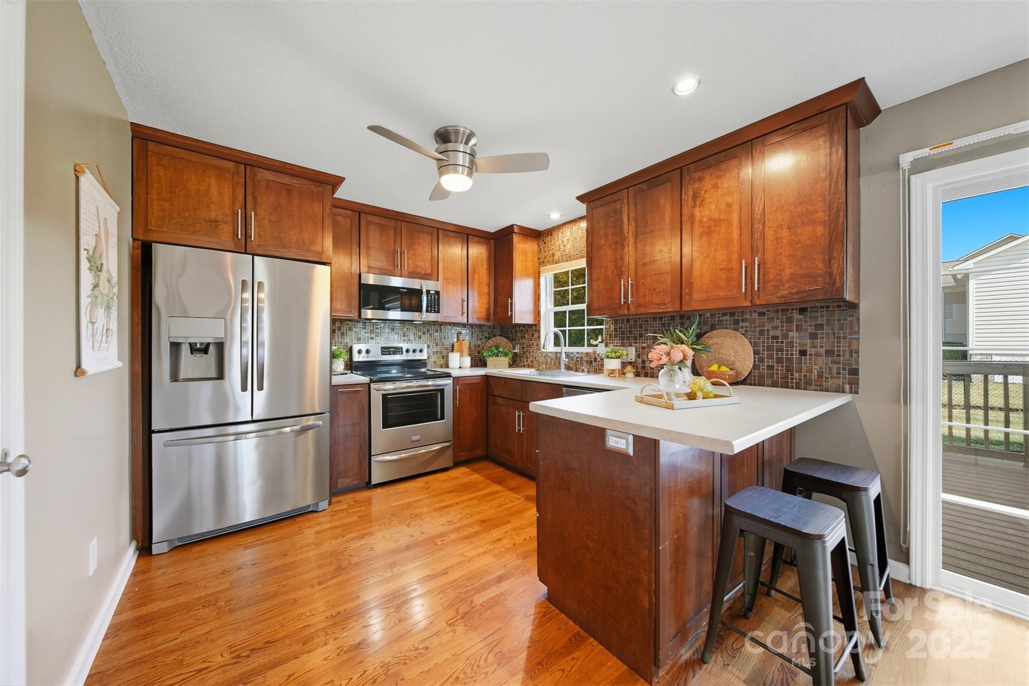 1470 Farmington Hills Drive