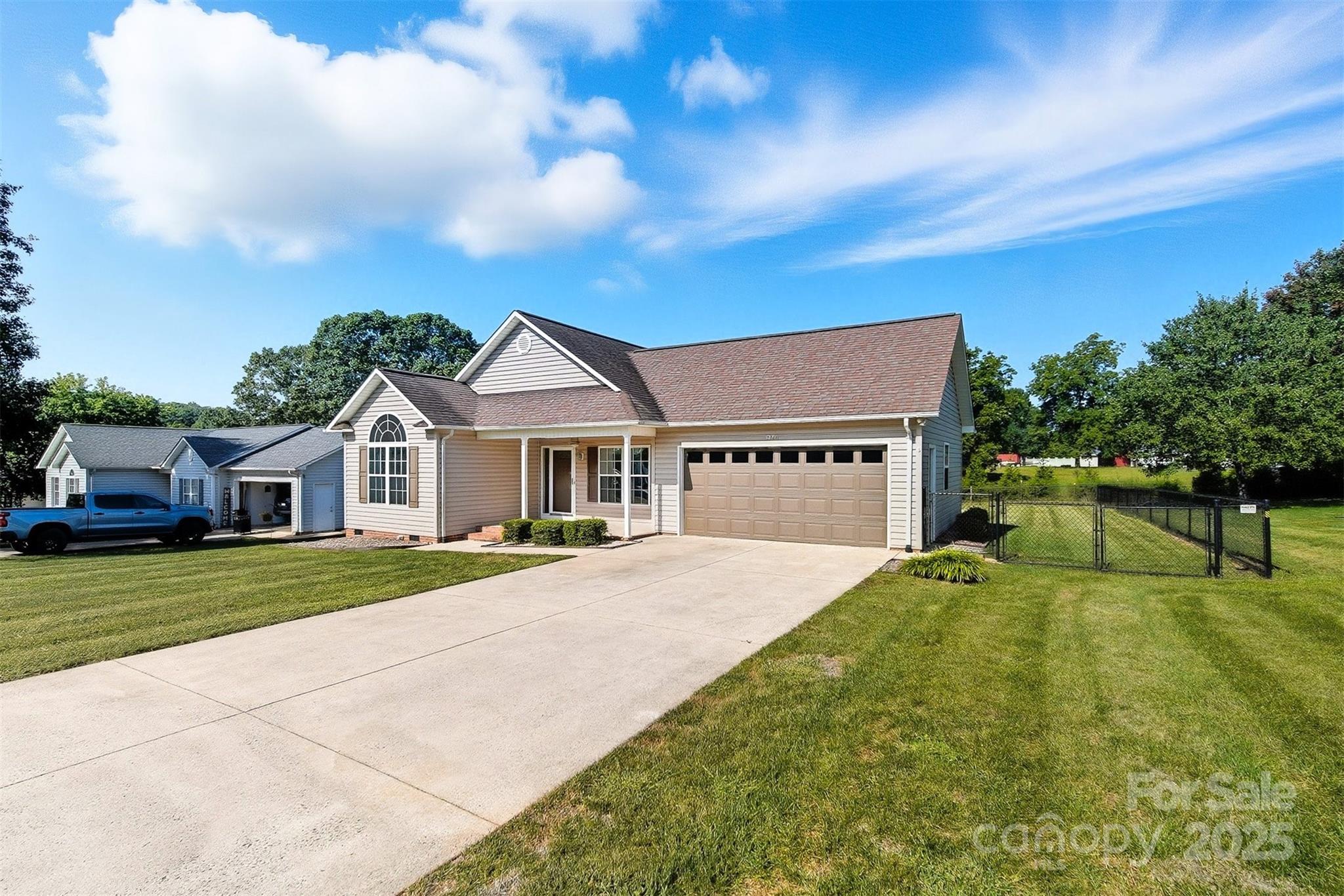 1470 Farmington Hills Drive
