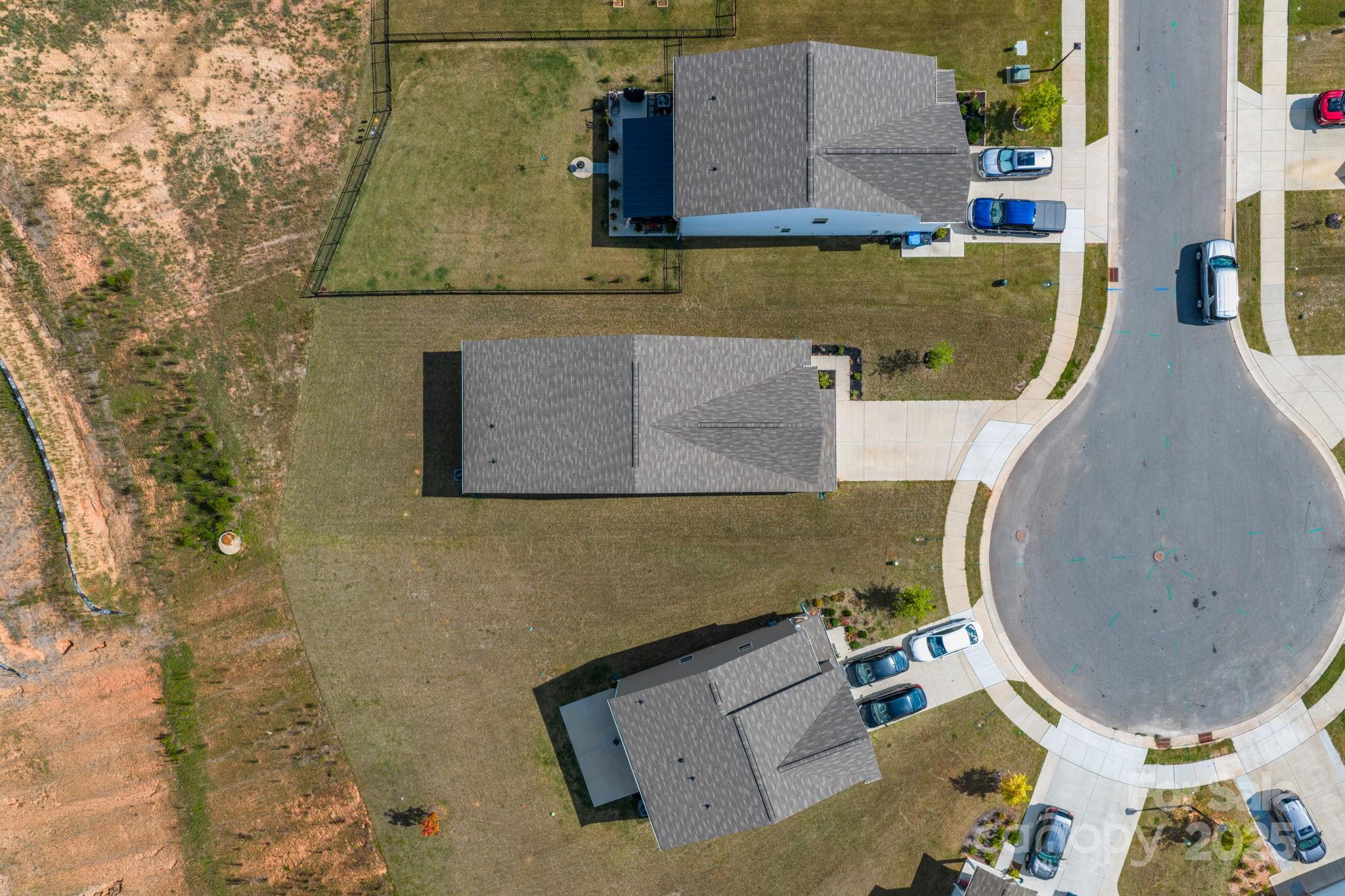 5192 Duck Lane