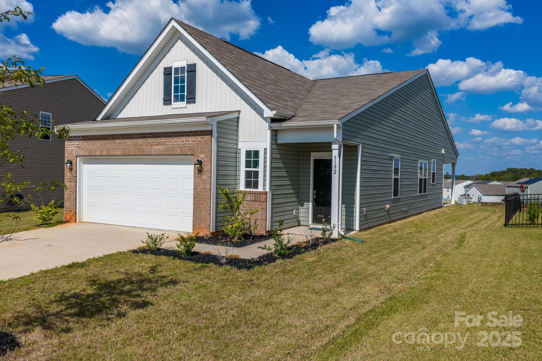5192 Duck Lane