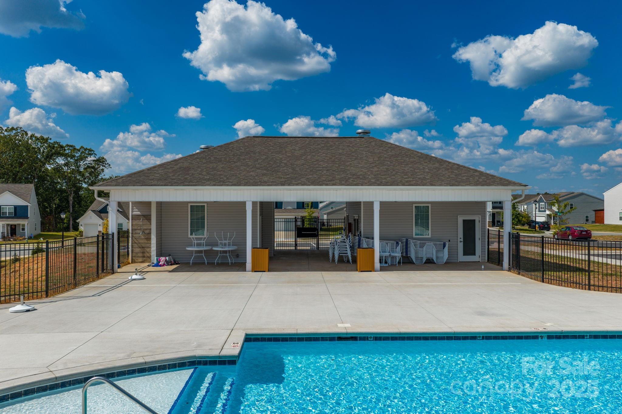 5192 Duck Lane